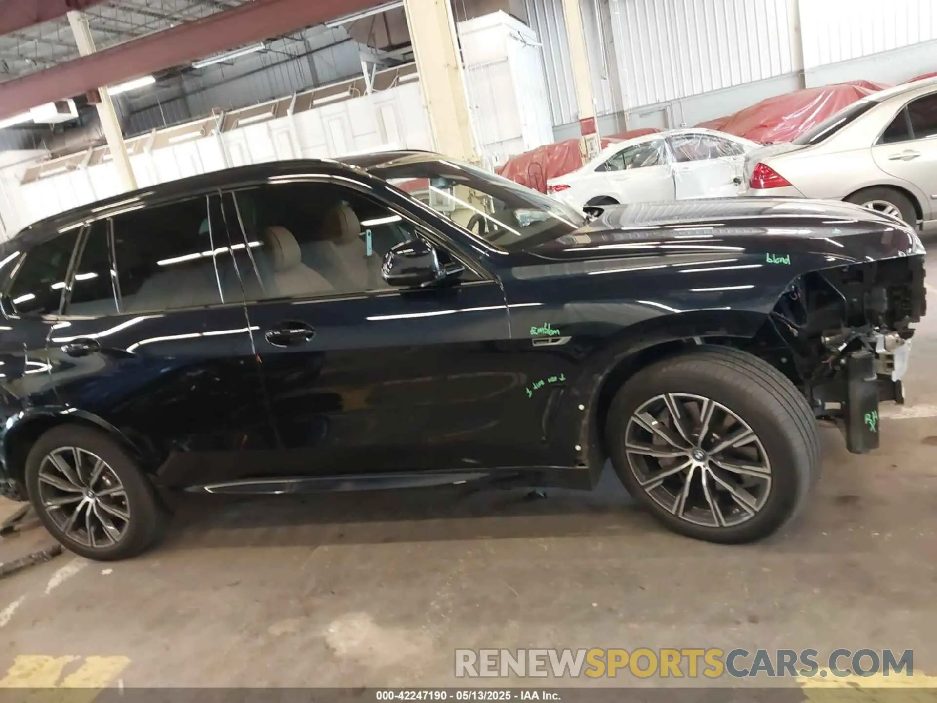 14 Фотография поврежденного автомобиля 5UXTA6C05N9L41274 BMW X5 PHEV 2022