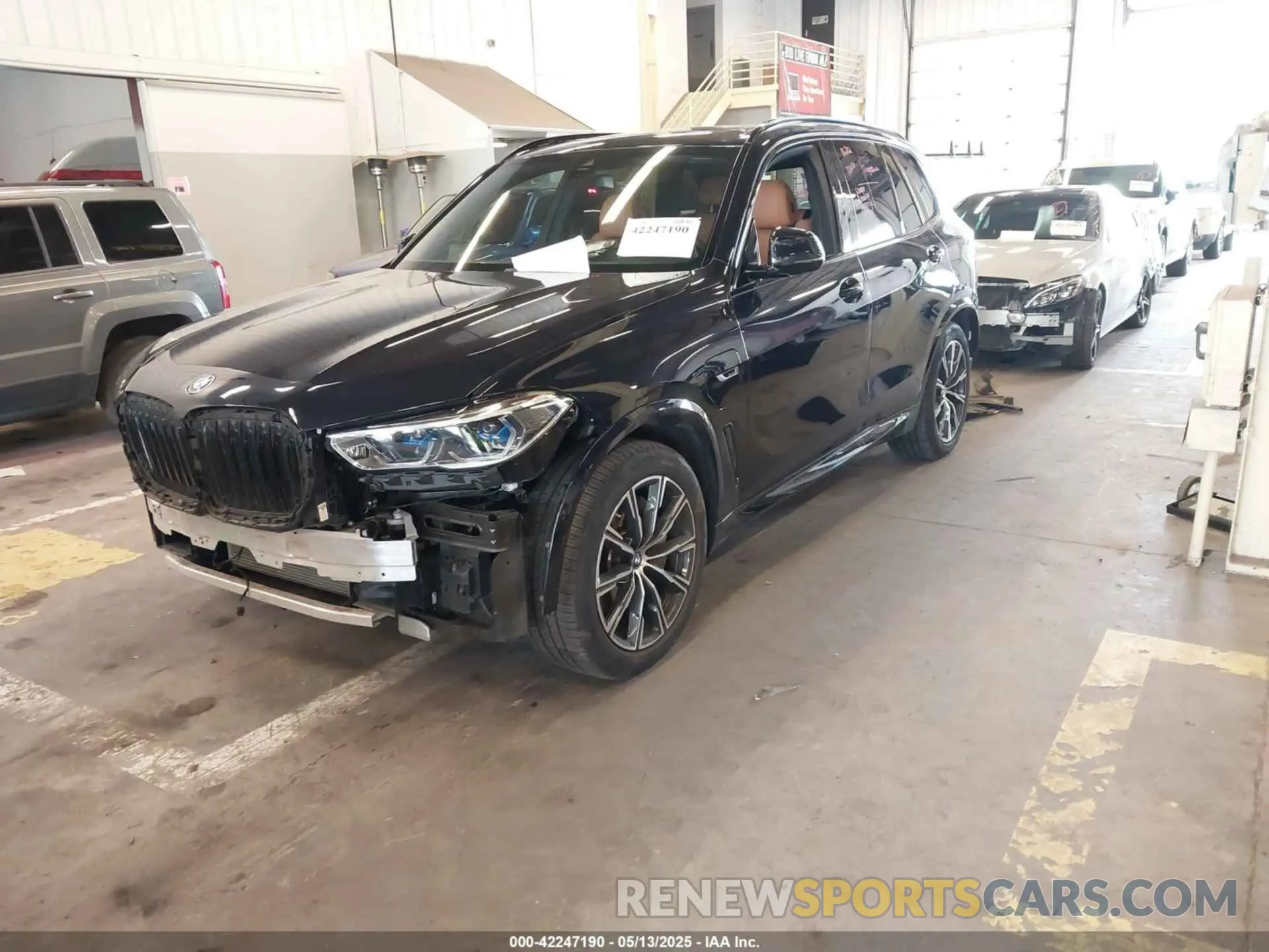 2 Фотография поврежденного автомобиля 5UXTA6C05N9L41274 BMW X5 PHEV 2022
