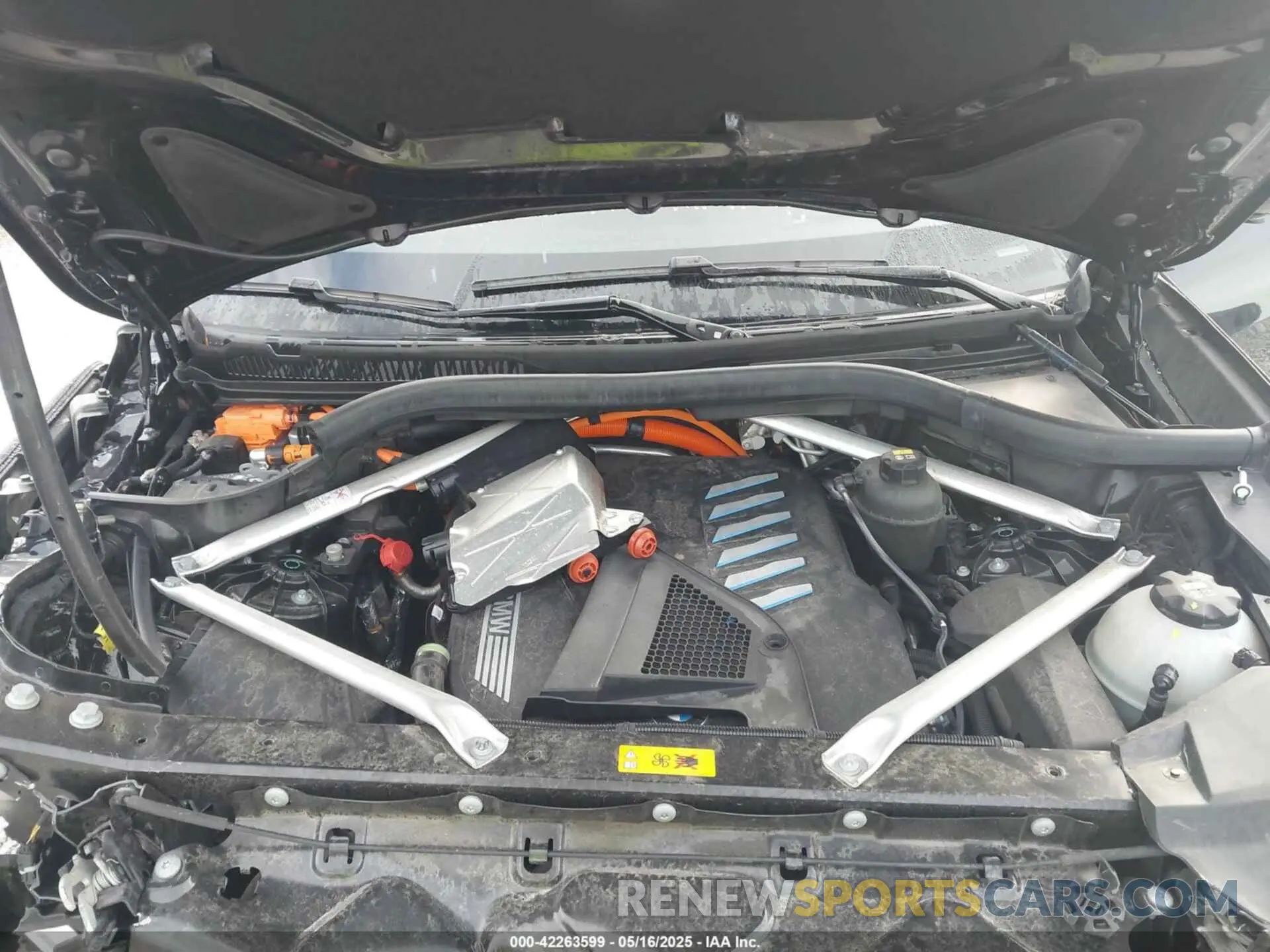 10 Фотография поврежденного автомобиля 5UXTA6C05N9M17771 BMW X5 PHEV 2022