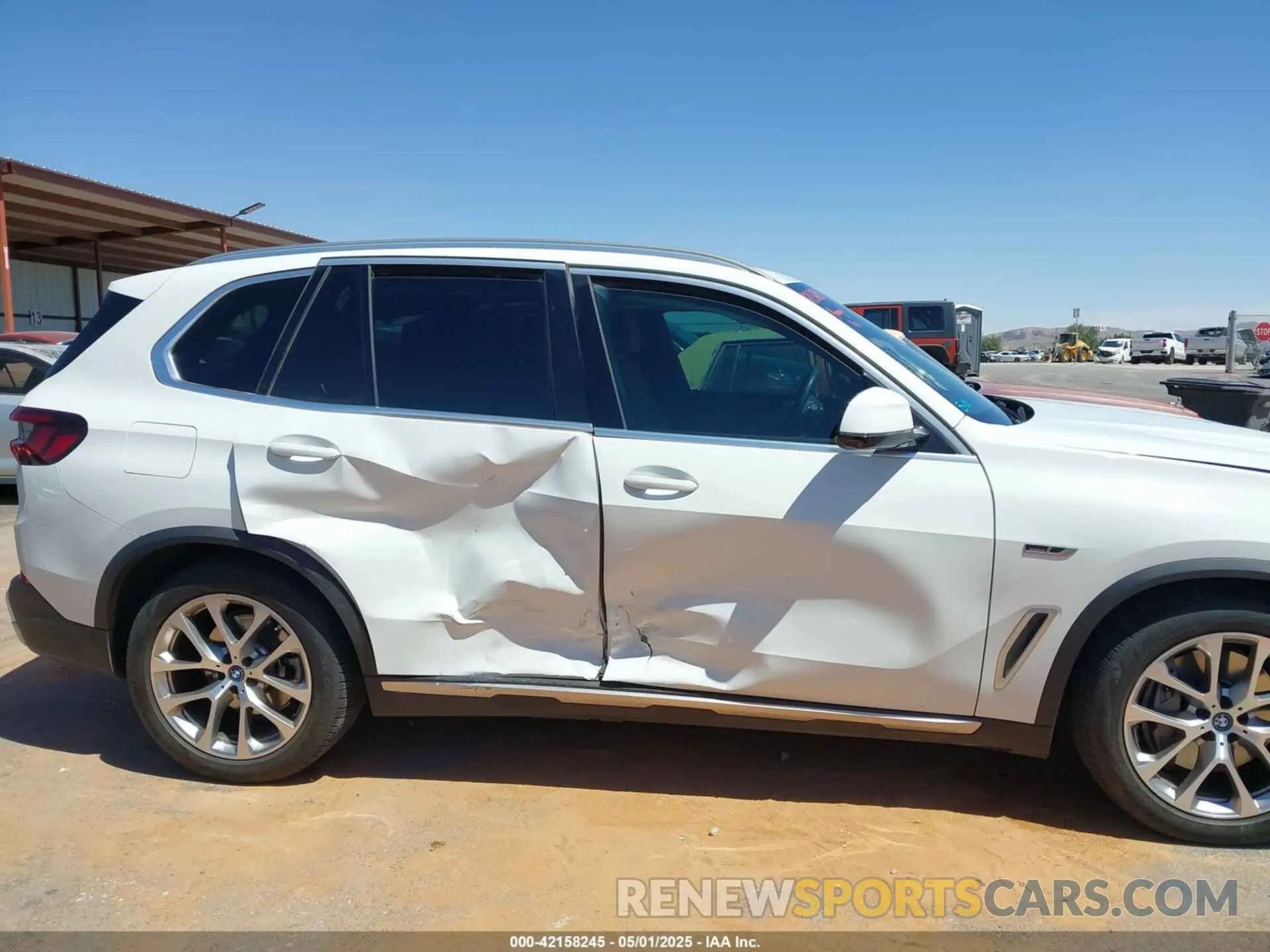 6 Photograph of a damaged car 5UXTA6C06N9L85008 BMW X5 PHEV 2022