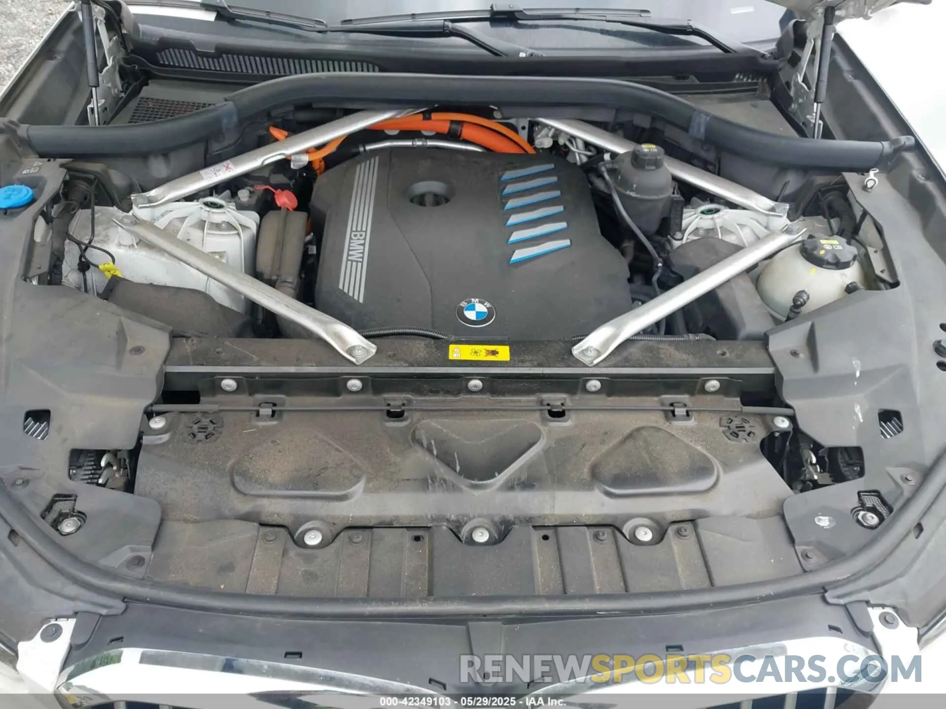 10 Photograph of a damaged car 5UXTA6C07N9M99521 BMW X5 PHEV 2022