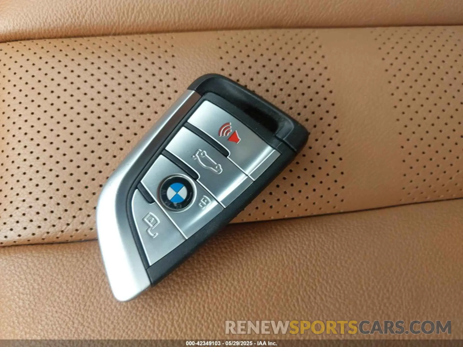 11 Photograph of a damaged car 5UXTA6C07N9M99521 BMW X5 PHEV 2022