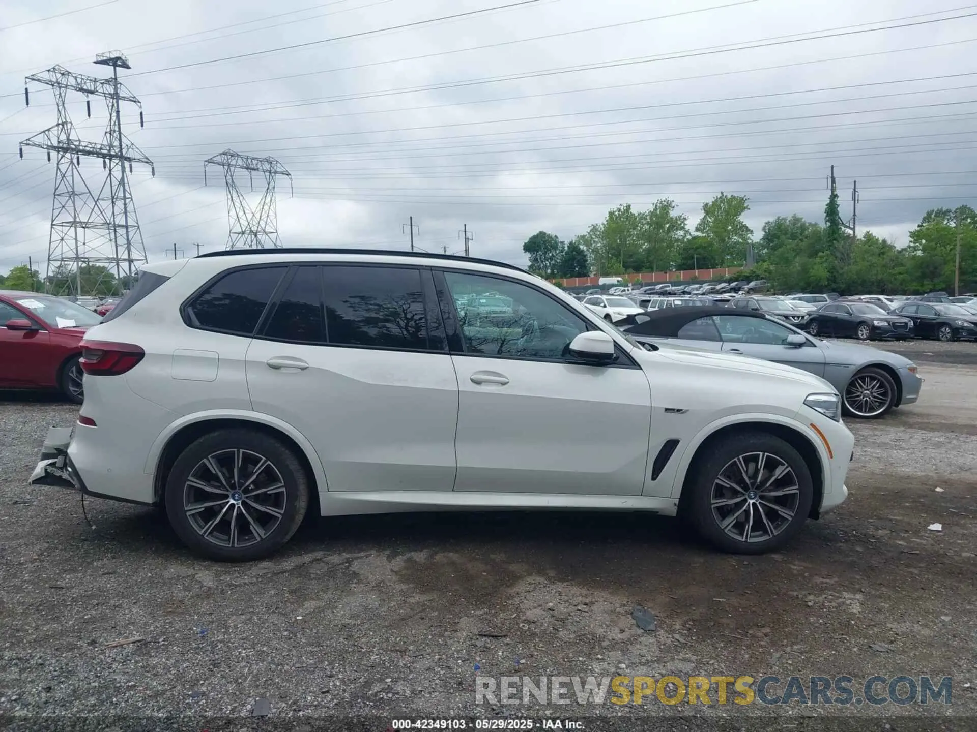 13 Photograph of a damaged car 5UXTA6C07N9M99521 BMW X5 PHEV 2022