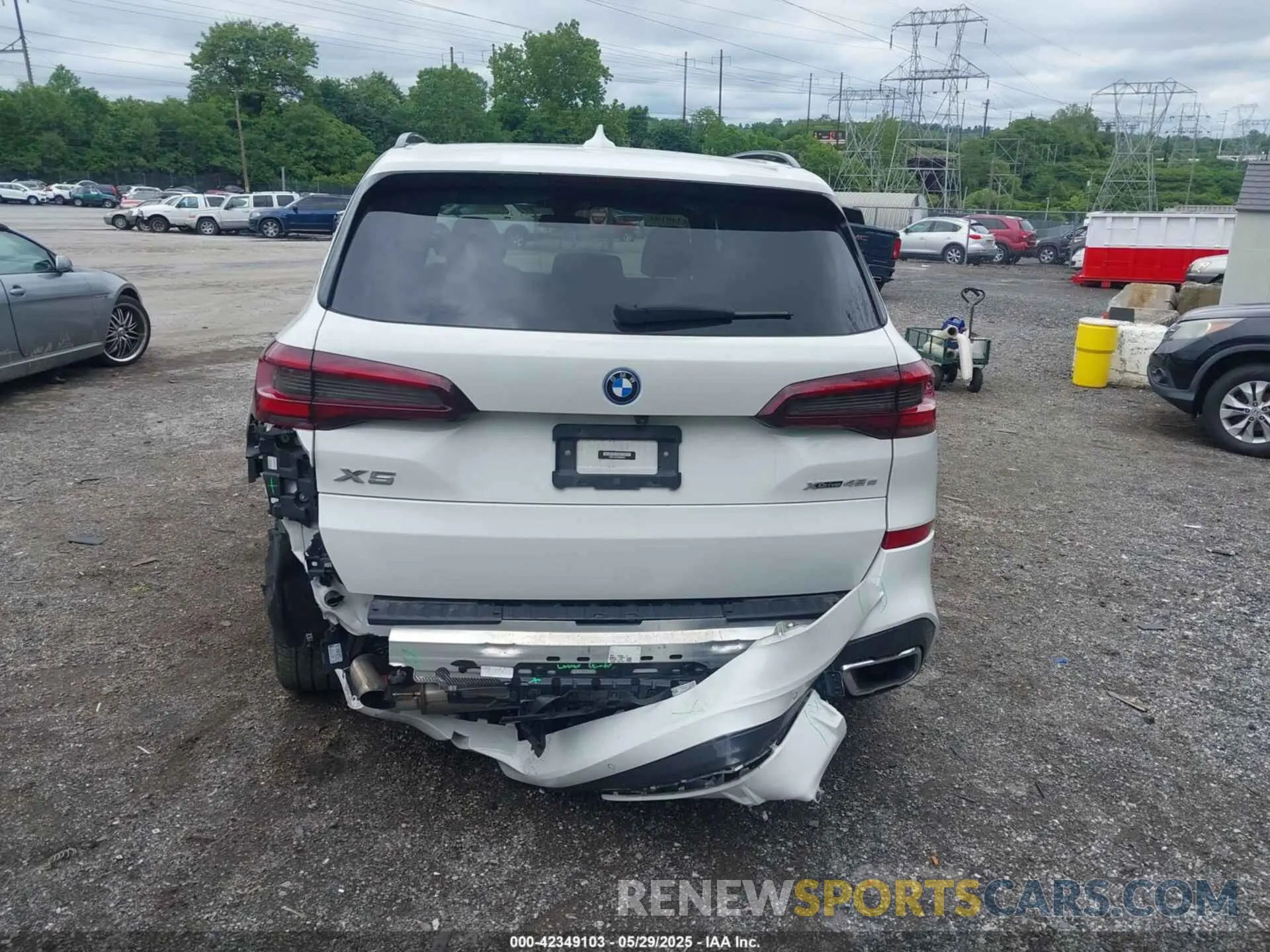 16 Photograph of a damaged car 5UXTA6C07N9M99521 BMW X5 PHEV 2022