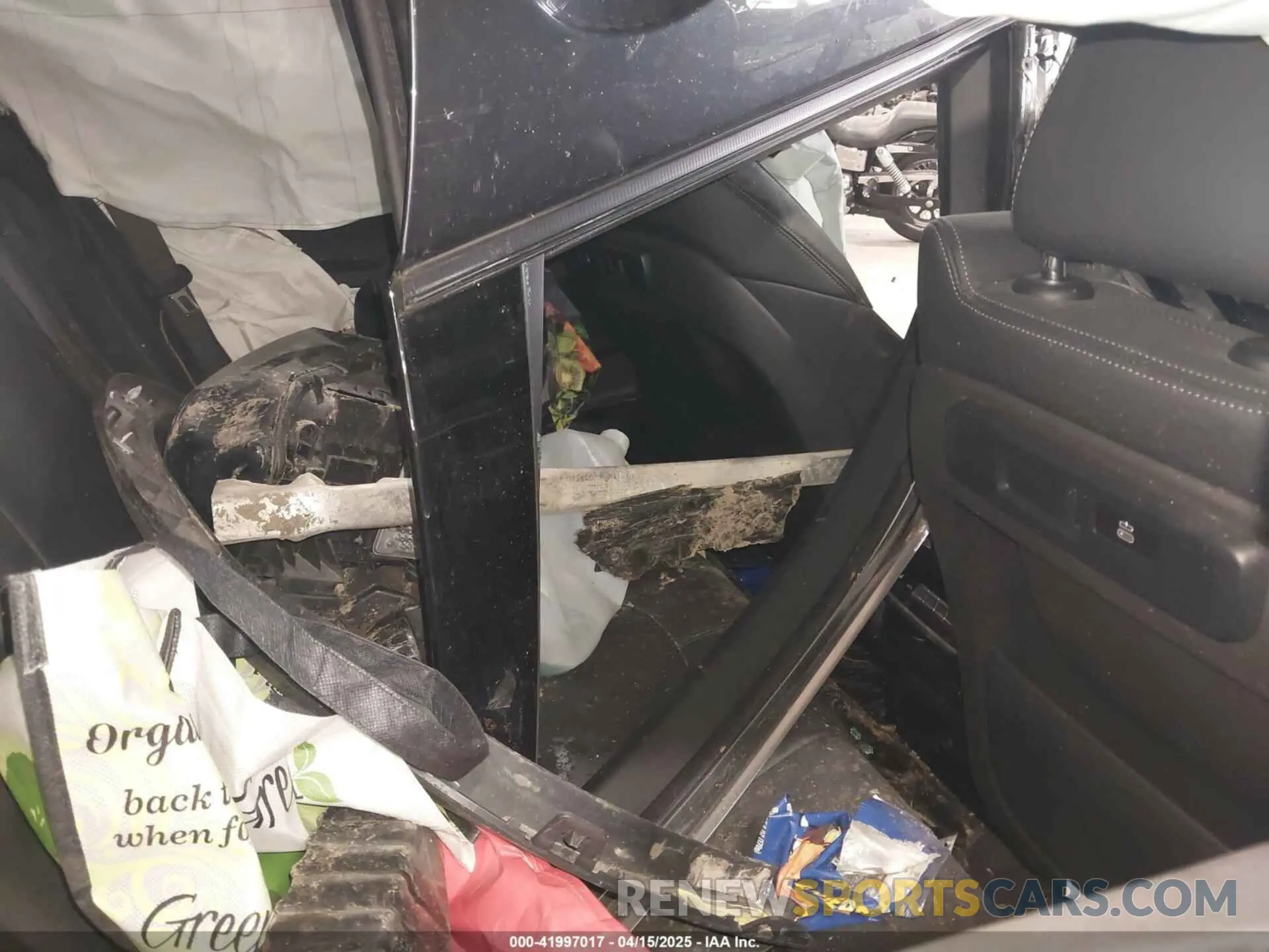 8 Photograph of a damaged car 5UXTA6C08N9J37777 BMW X5 PHEV 2022
