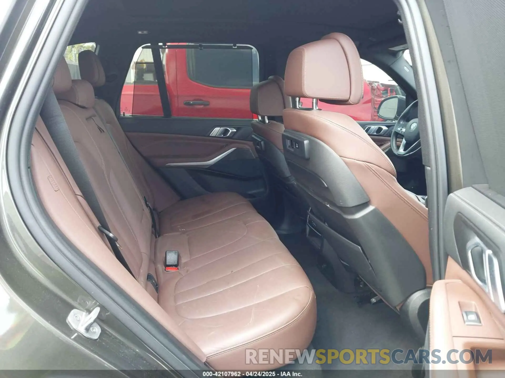 8 Фотография поврежденного автомобиля 5UXTA6C08N9J38265 BMW X5 PHEV 2022