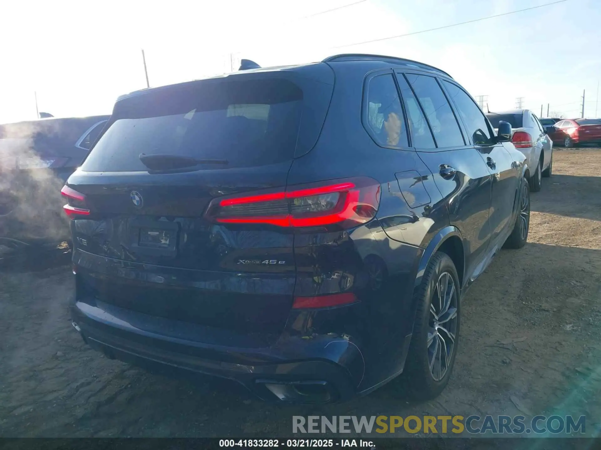 4 Photograph of a damaged car 5UXTA6C01P9R09426 BMW X5 PHEV 2023