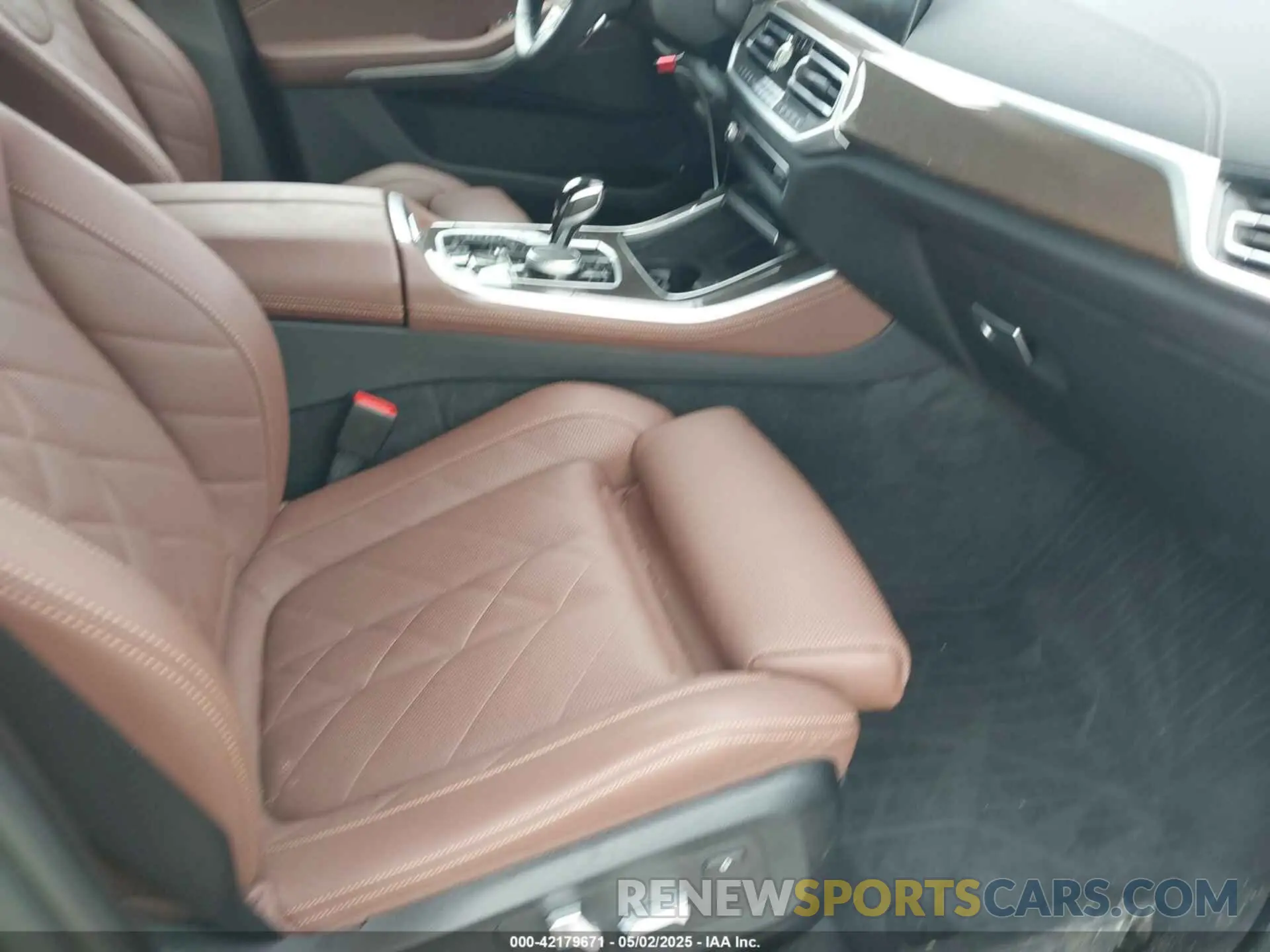 5 Photograph of a damaged car 5UXTA6C05P9P35652 BMW X5 PHEV 2023
