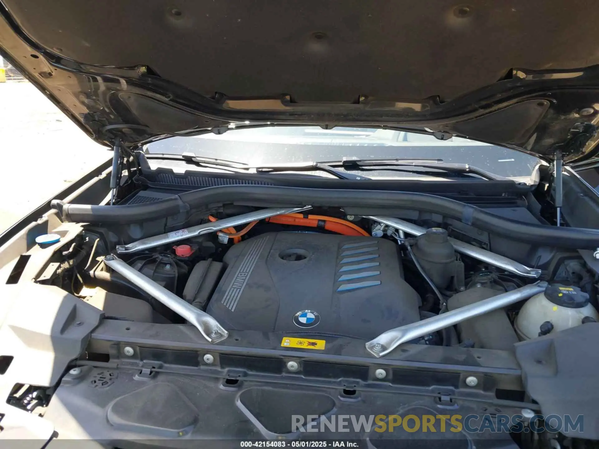 10 Фотография поврежденного автомобиля 5UXTA6C0XP9N92519 BMW X5 PHEV 2023