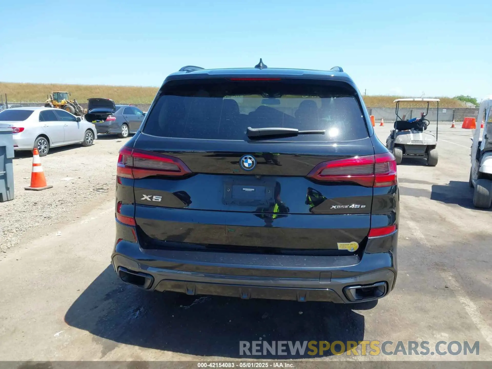 16 Фотография поврежденного автомобиля 5UXTA6C0XP9N92519 BMW X5 PHEV 2023