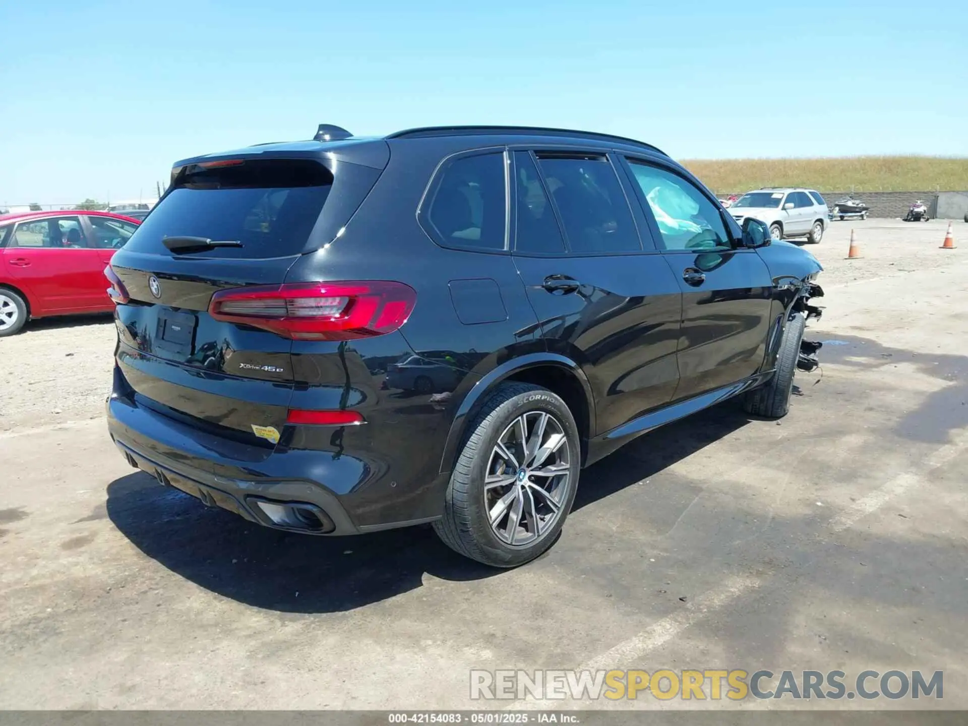 4 Фотография поврежденного автомобиля 5UXTA6C0XP9N92519 BMW X5 PHEV 2023
