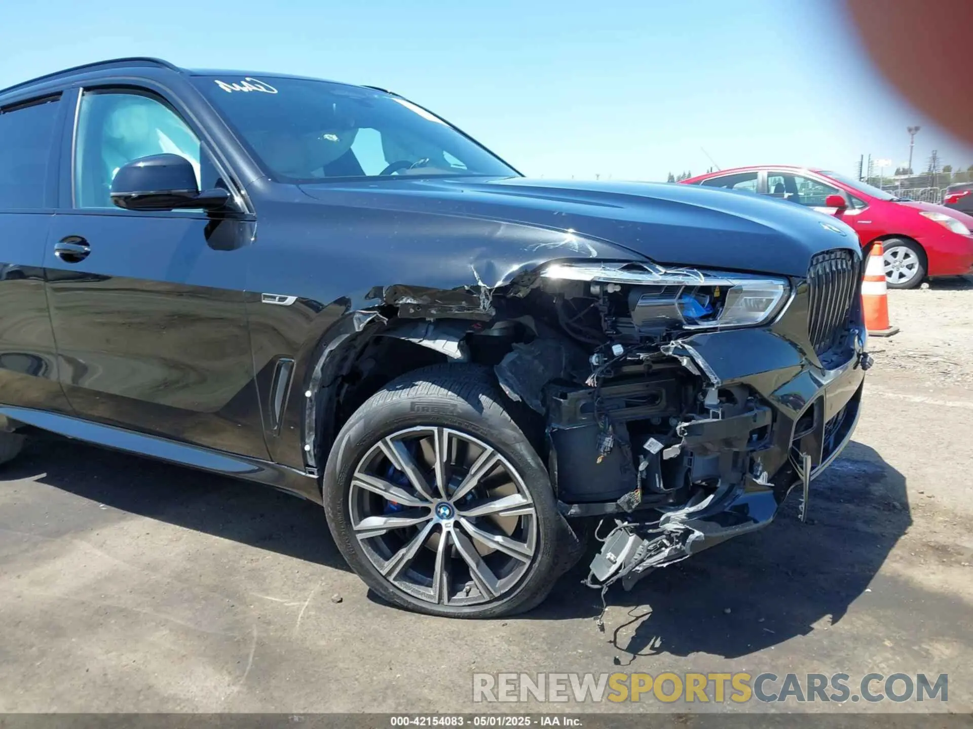 6 Фотография поврежденного автомобиля 5UXTA6C0XP9N92519 BMW X5 PHEV 2023
