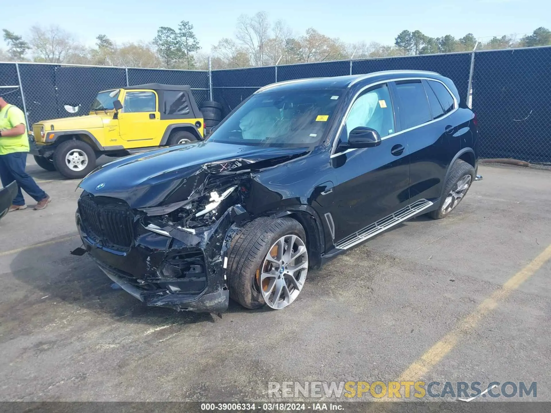 2 Photograph of a damaged car 5UXTA6C0XP9P17079 BMW X5 PHEV 2023