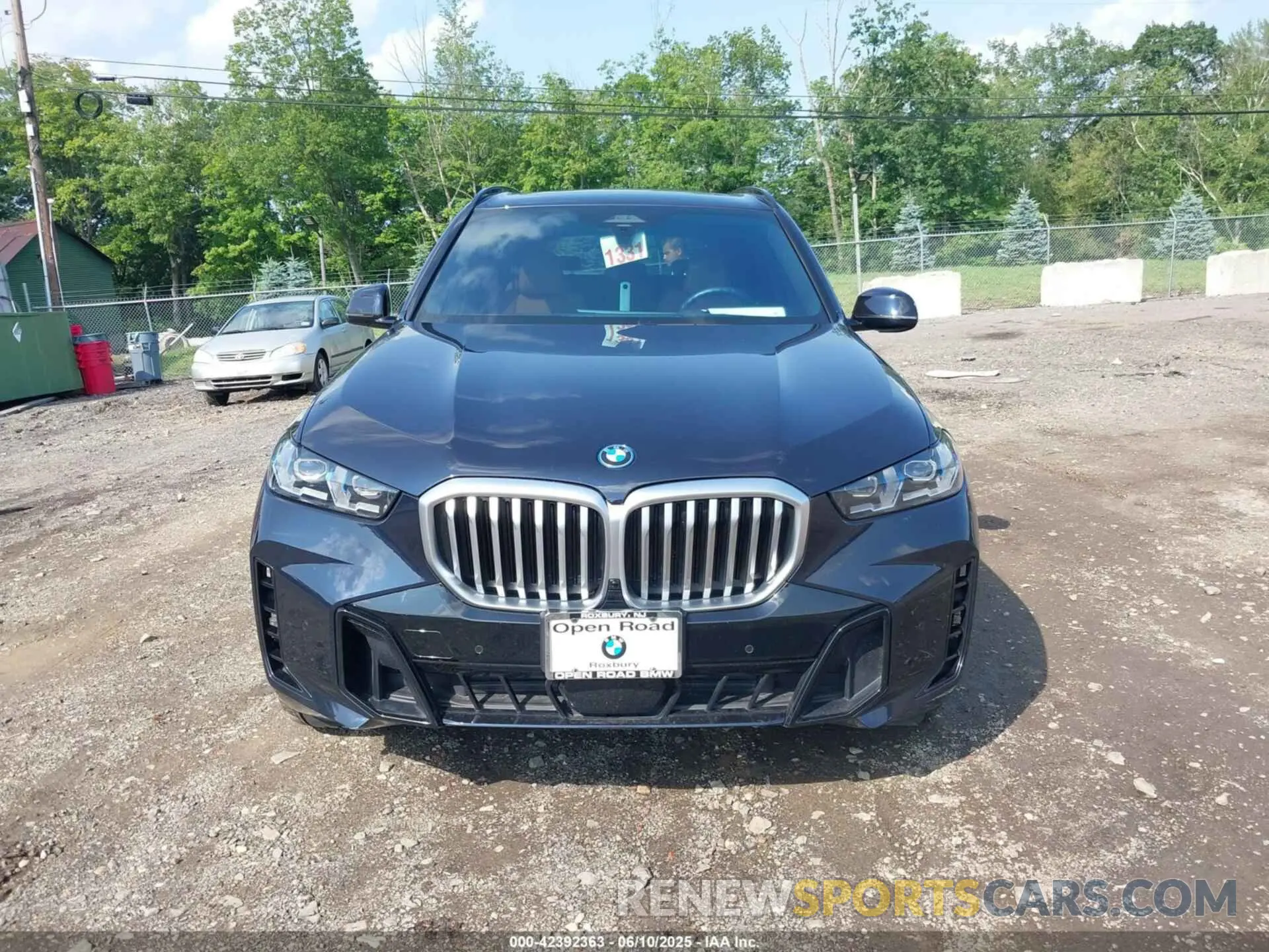 12 Photograph of a damaged car 5UX43EU04R9T21997 BMW X5 PHEV 2024