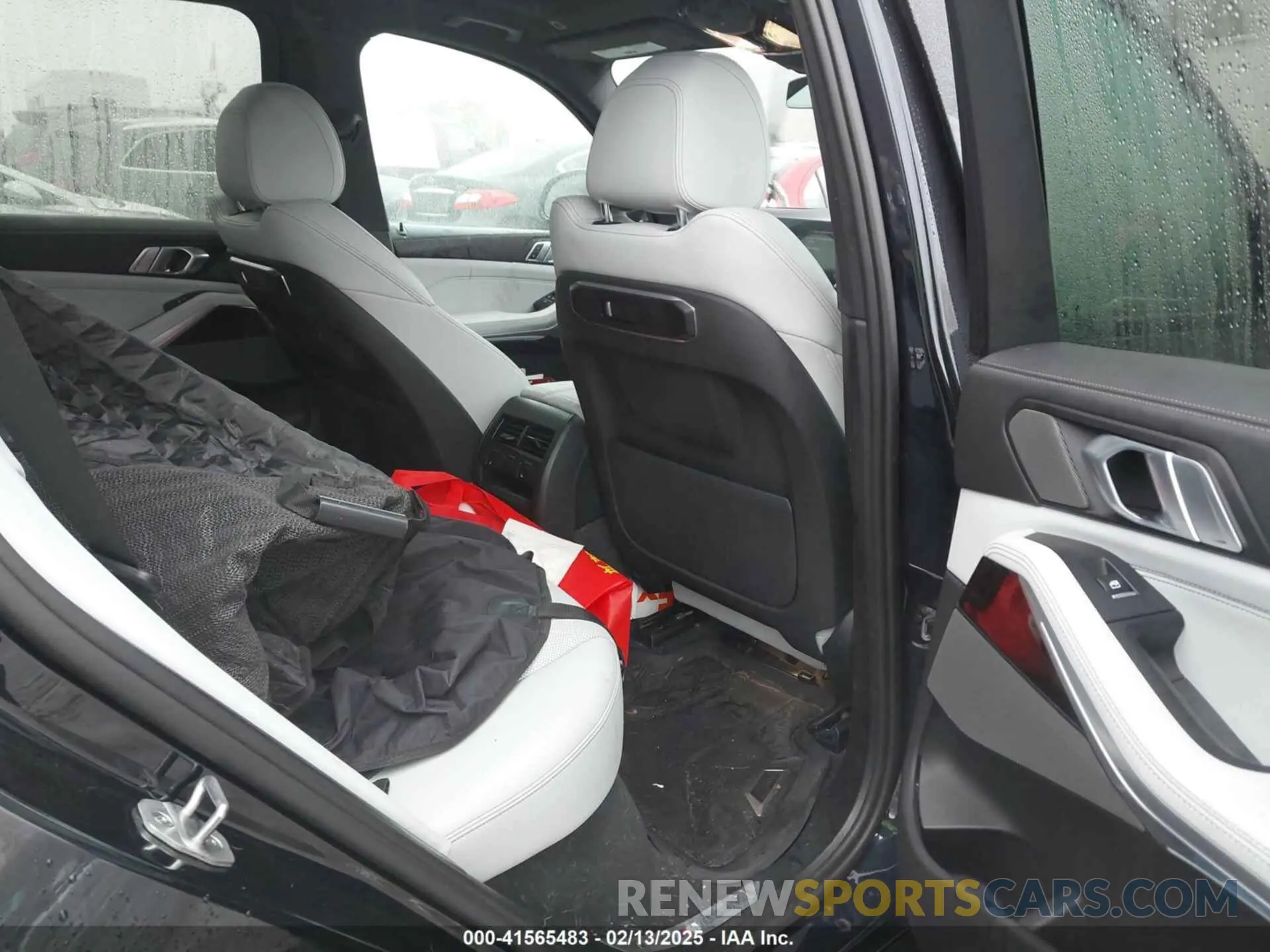 8 Photograph of a damaged car 5UX43EU04R9V78500 BMW X5 PHEV 2024