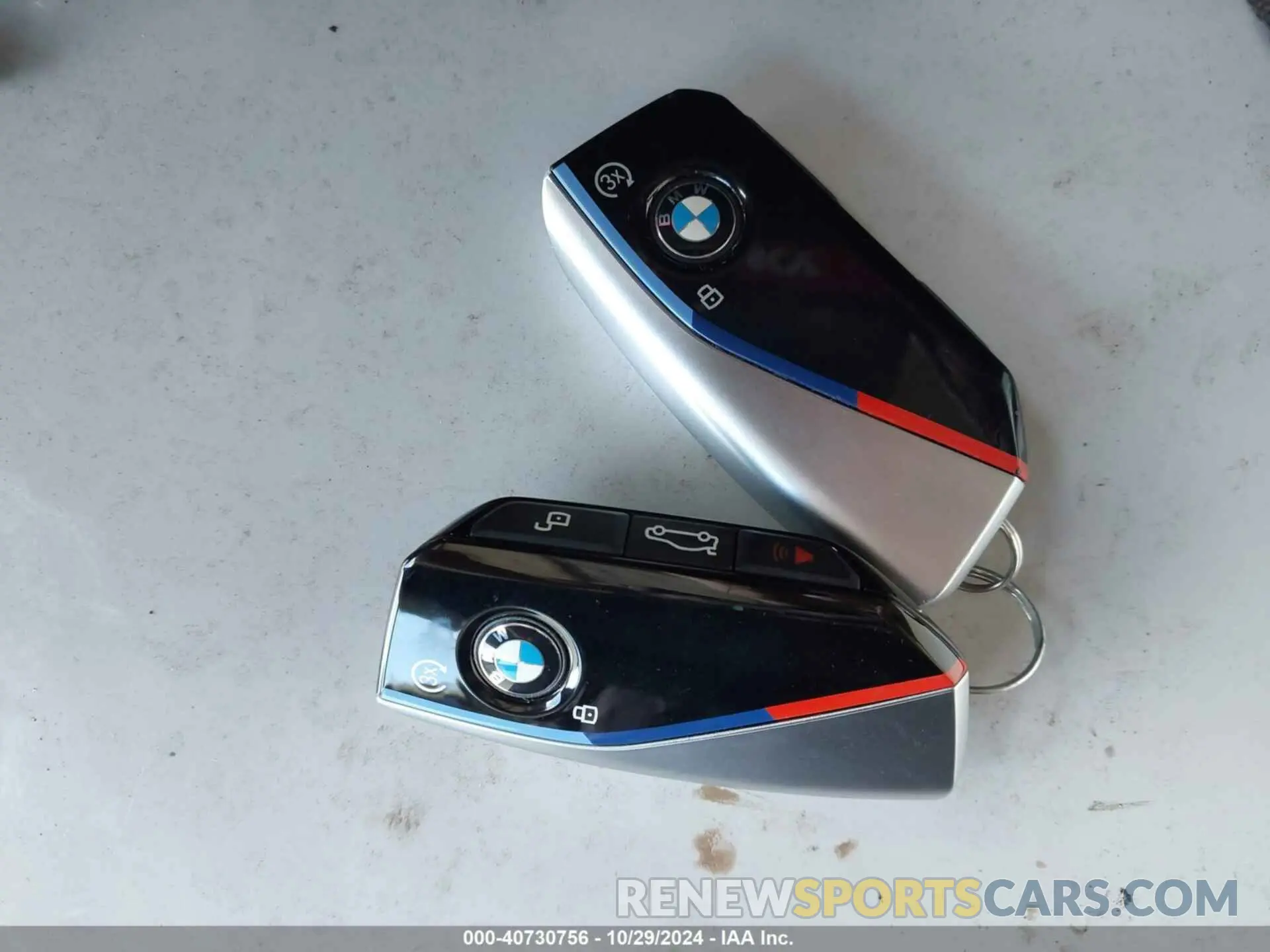 11 Photograph of a damaged car 5UX43EU07R9U37078 BMW X5 PHEV 2024