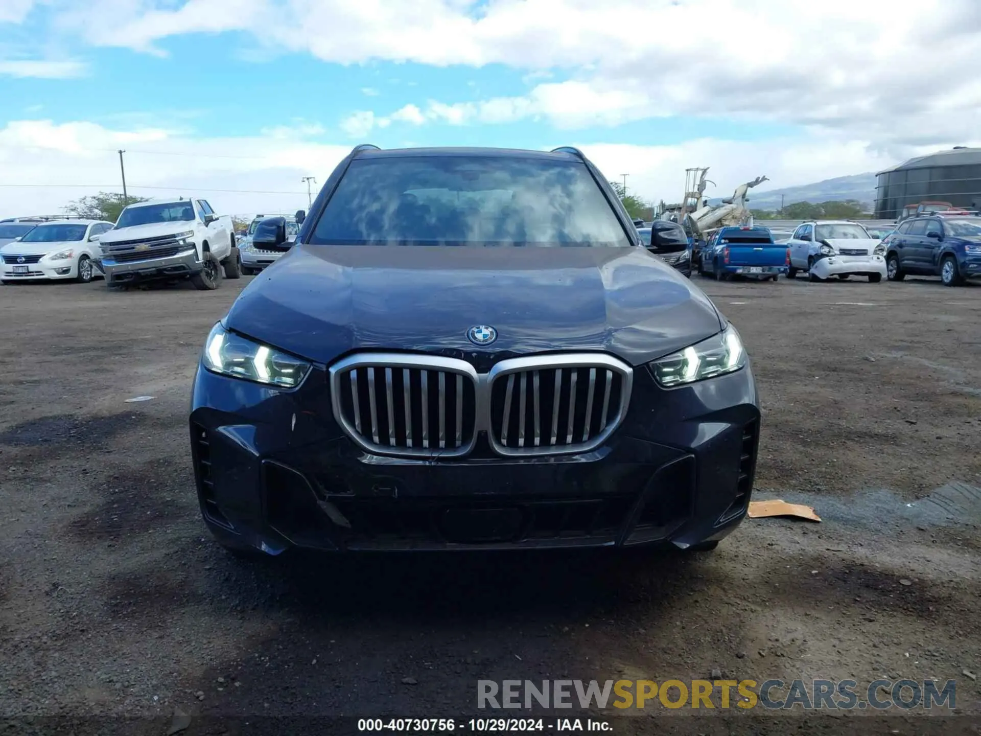 12 Photograph of a damaged car 5UX43EU07R9U37078 BMW X5 PHEV 2024