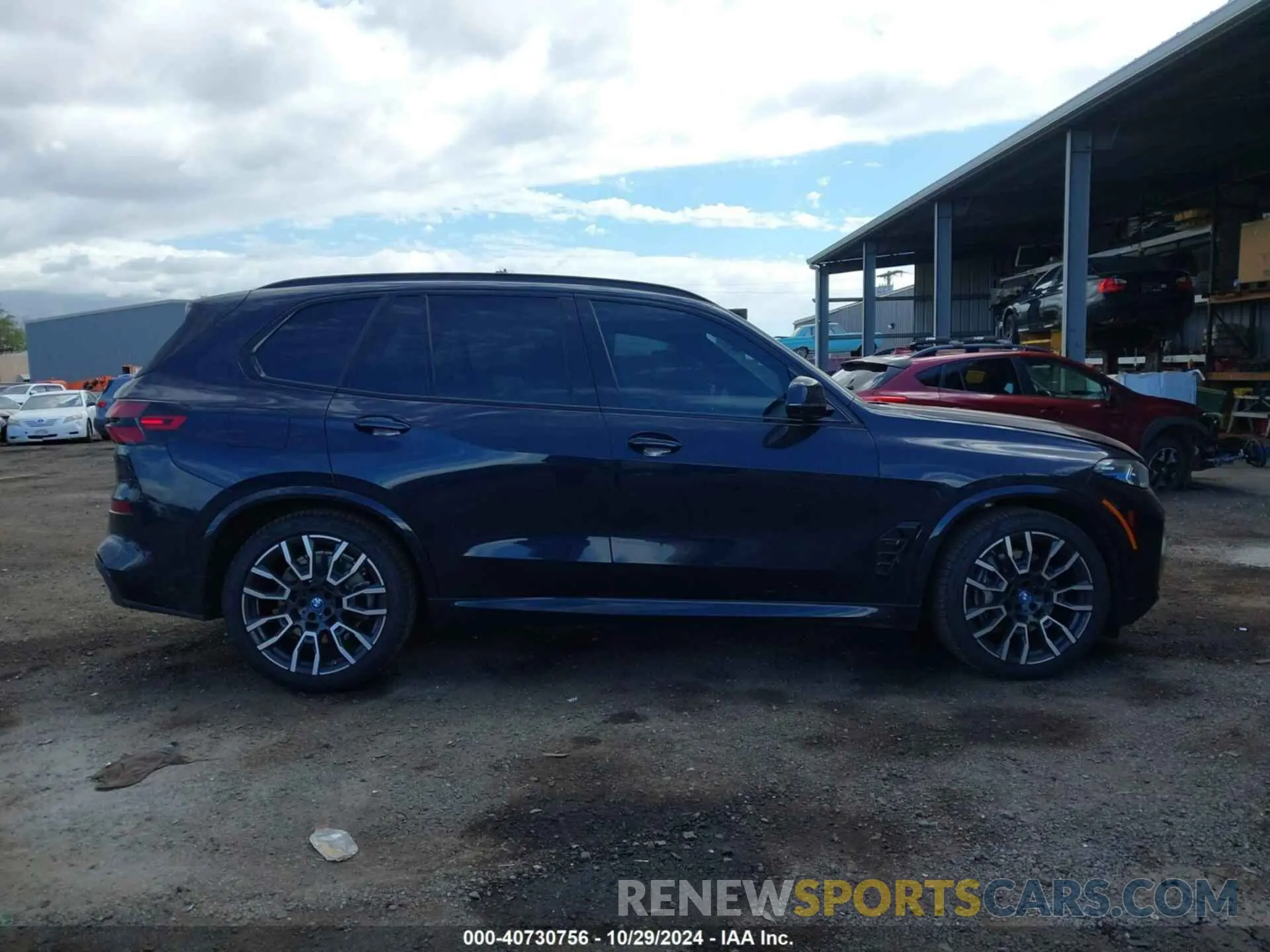 13 Photograph of a damaged car 5UX43EU07R9U37078 BMW X5 PHEV 2024
