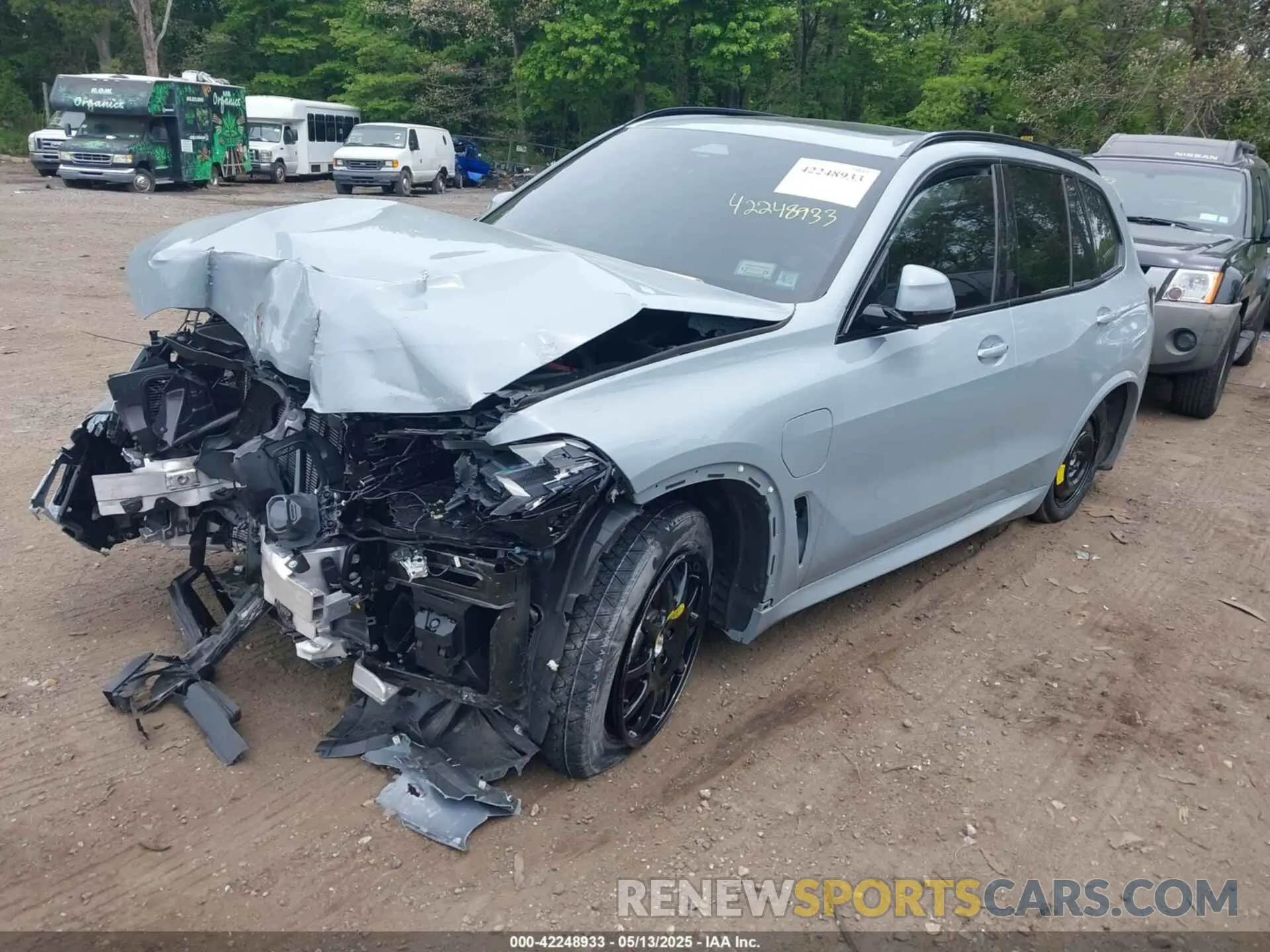 2 Photograph of a damaged car 5UX43EU02S9Y89879 BMW X5 PHEV 2025