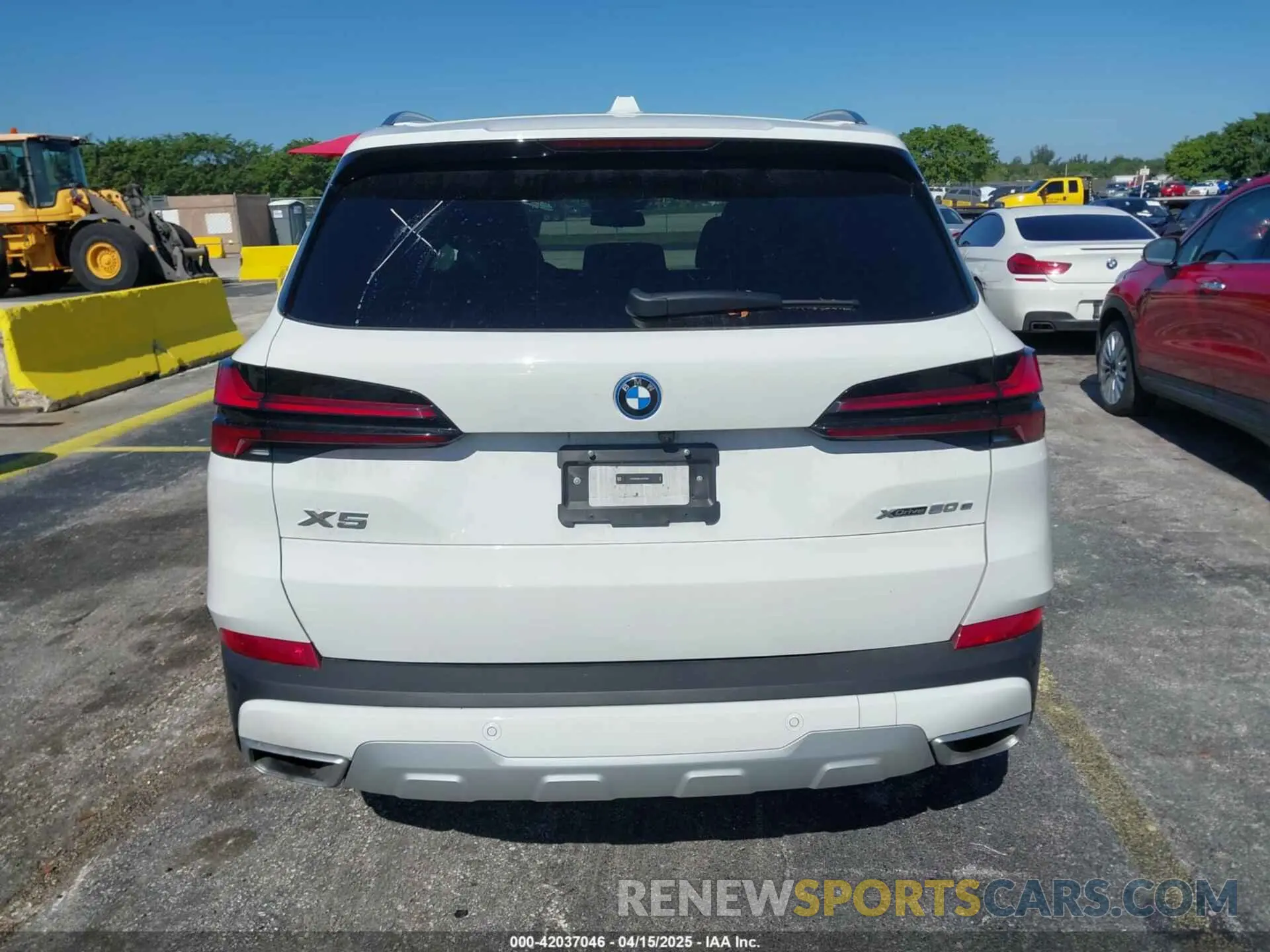 16 Фотография поврежденного автомобиля 5UX43EU05S9Y37291 BMW X5 PHEV 2025