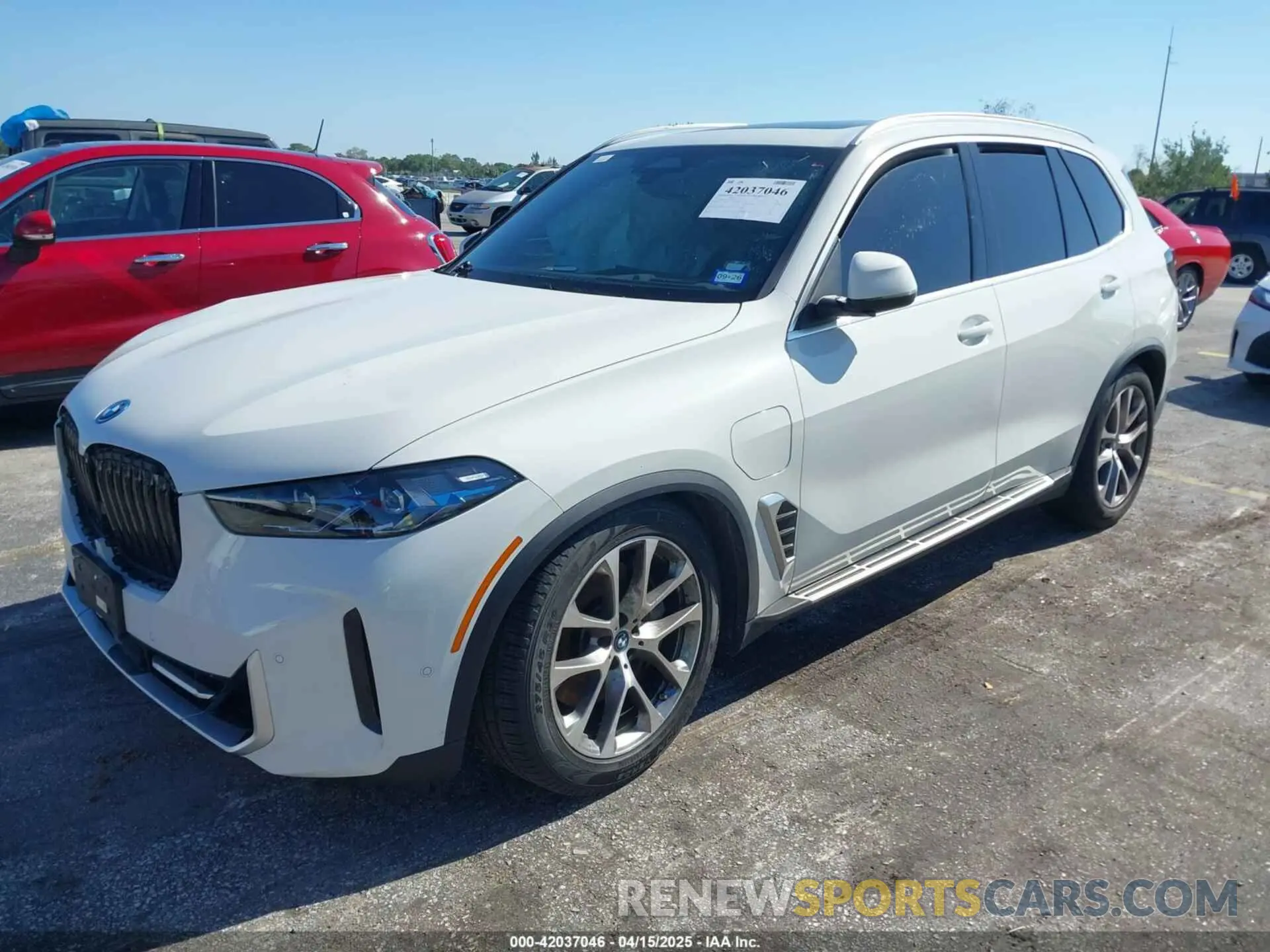 2 Фотография поврежденного автомобиля 5UX43EU05S9Y37291 BMW X5 PHEV 2025