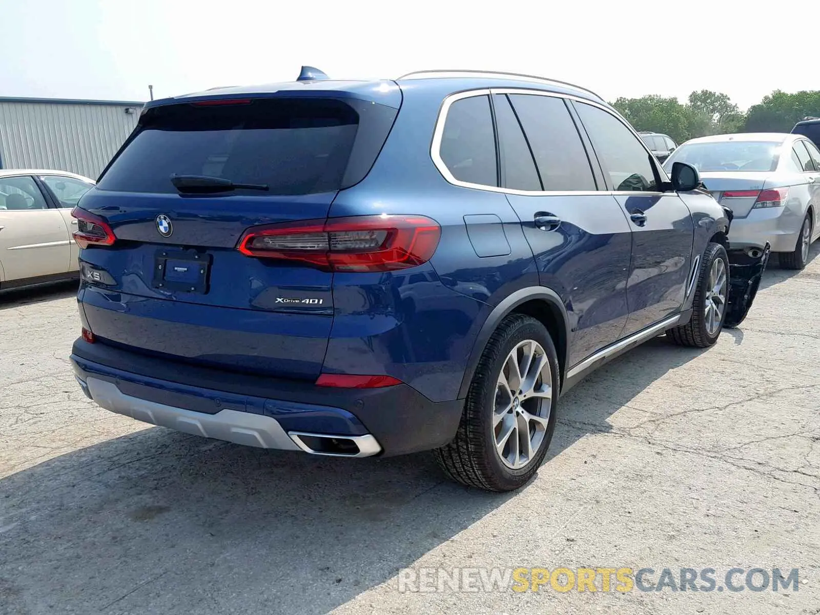 4 Photograph of a damaged car 5UXCR6C51KLL22546 BMW X5 XDRIVE4 2019