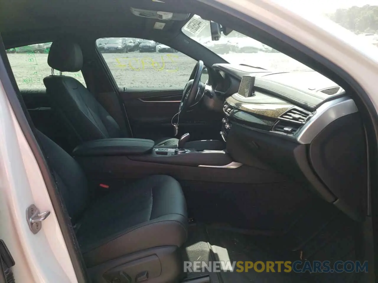 5 Photograph of a damaged car 5UXKU0C58K0S97766 BMW X6 2019