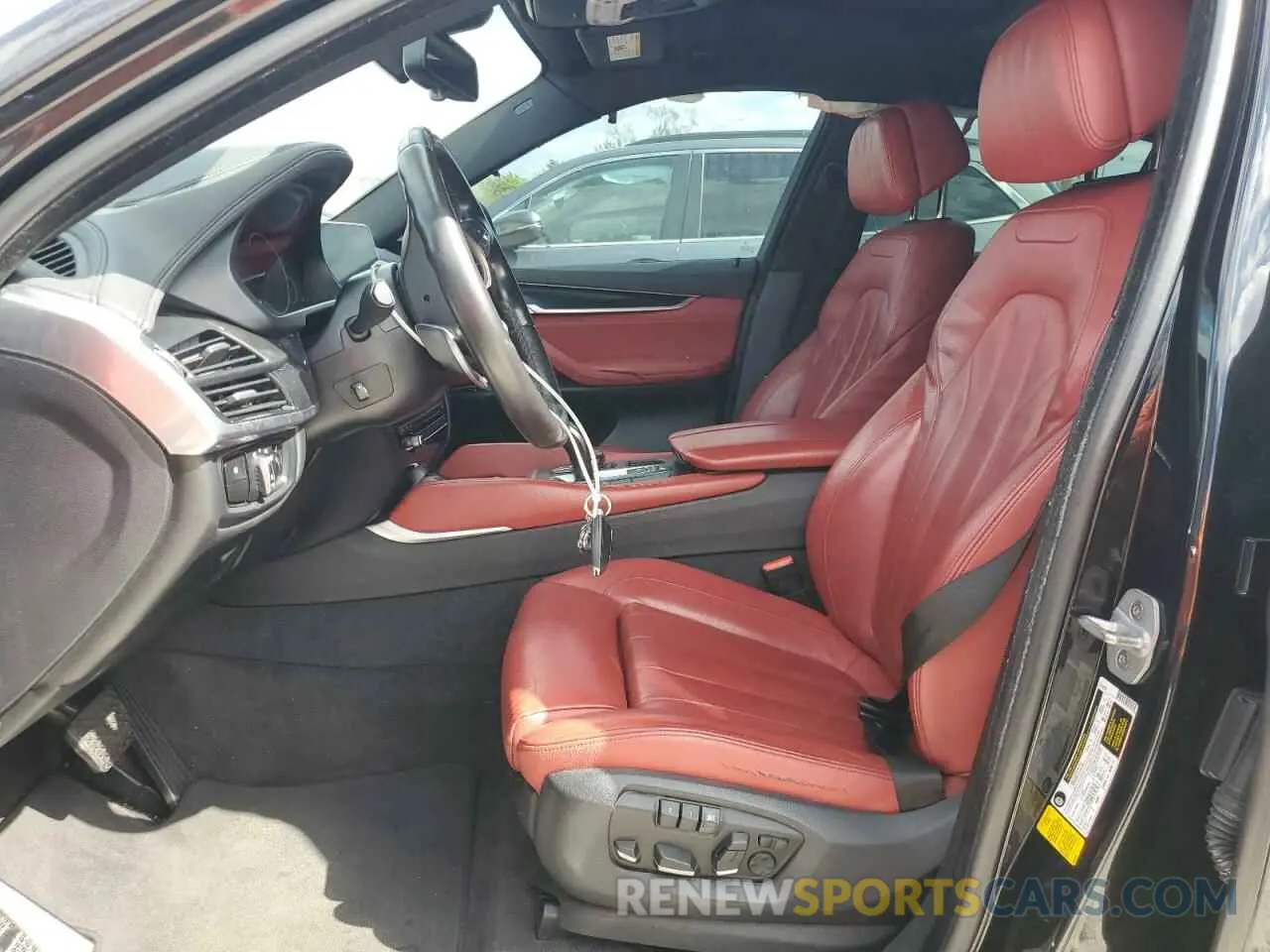 7 Photograph of a damaged car 5UXKU0C5XK0G92972 BMW X6 2019