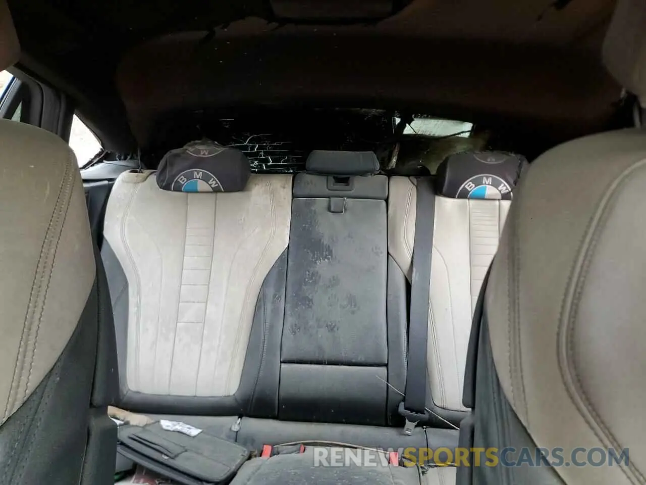 10 Photograph of a damaged car 5UXKU2C50K0Z63045 BMW X6 2019