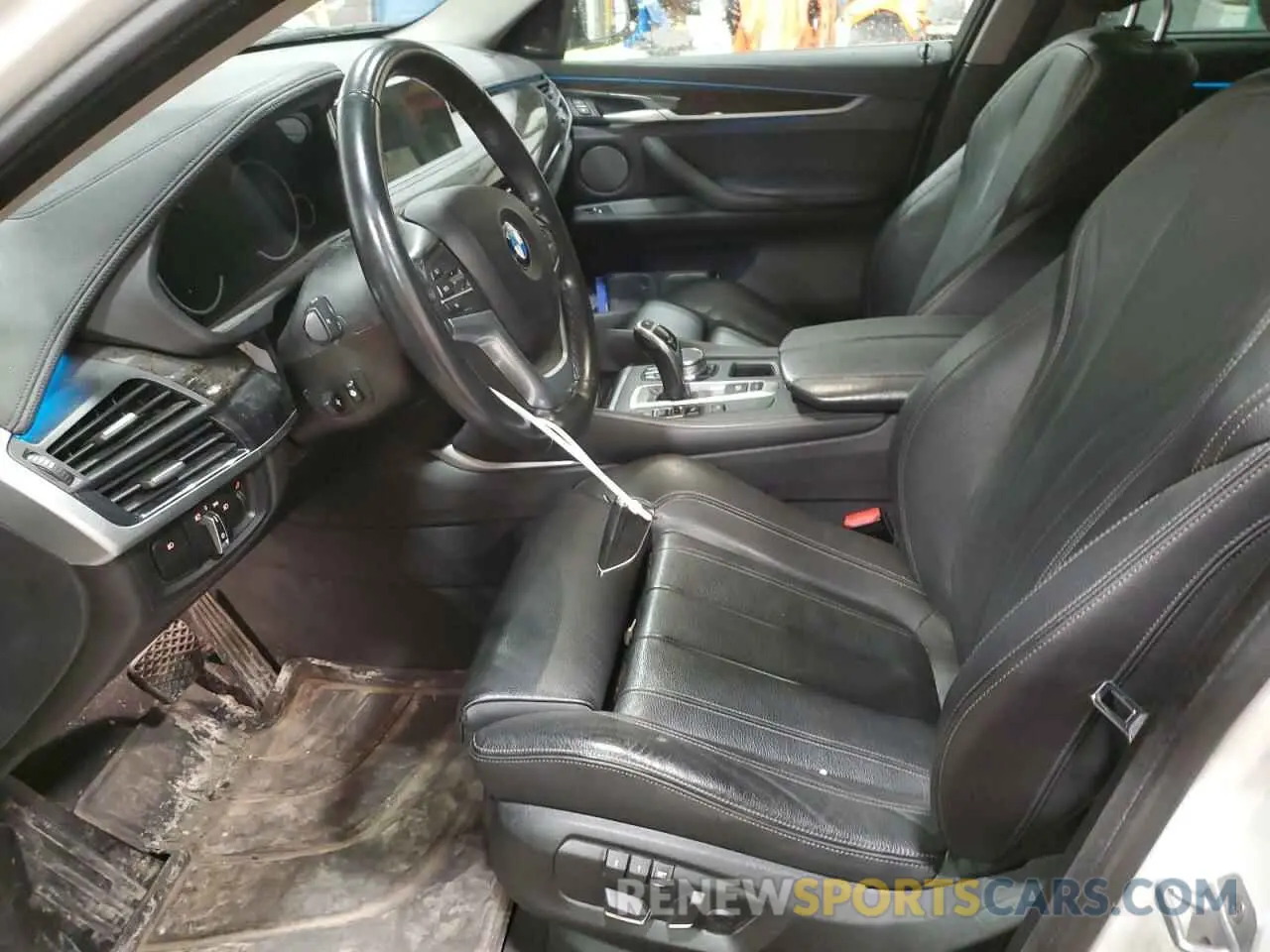 7 Photograph of a damaged car 5UXKU2C52K0Z65671 BMW X6 2019