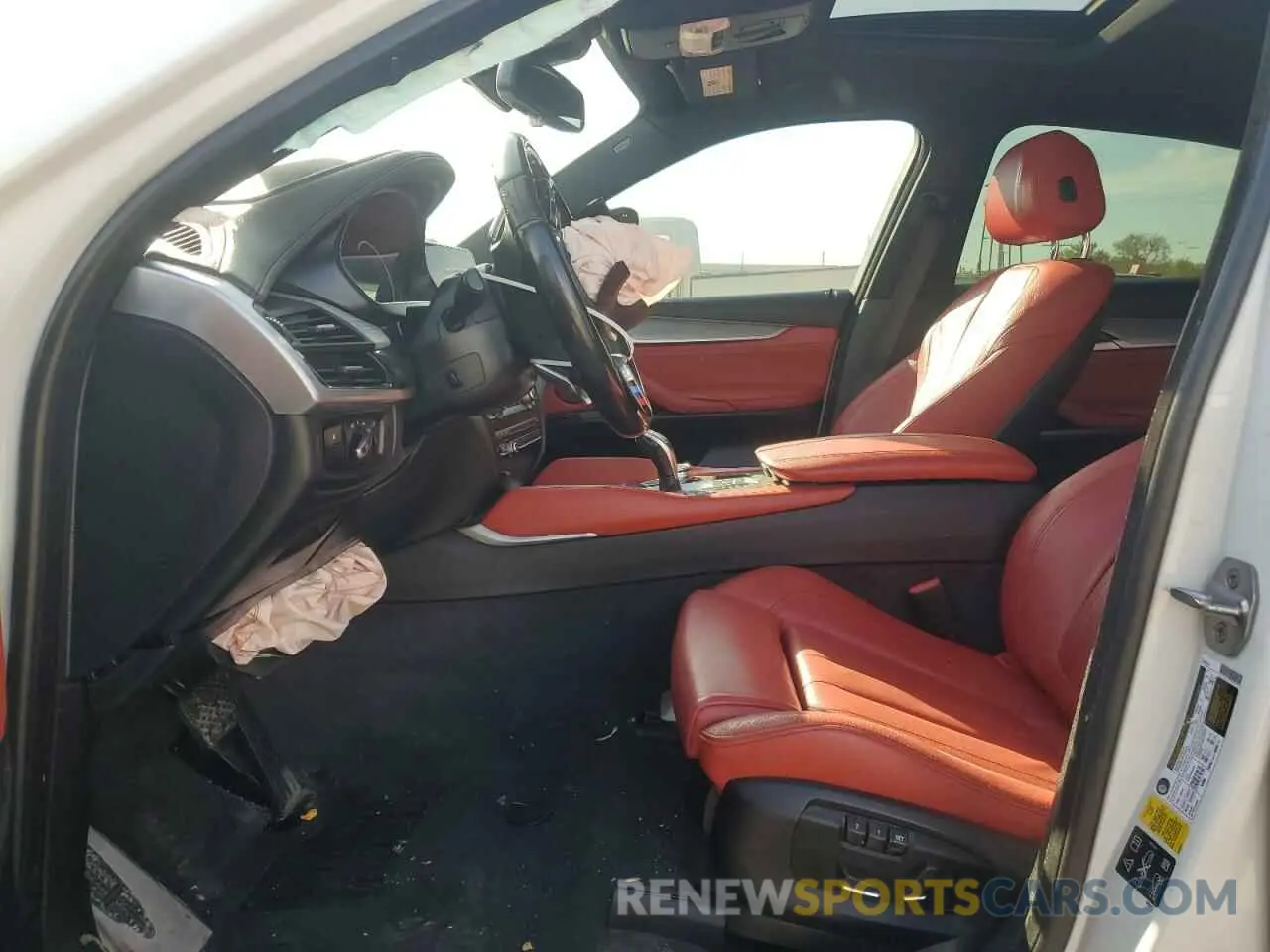 7 Photograph of a damaged car 5UXKU2C55K0Z63252 BMW X6 2019