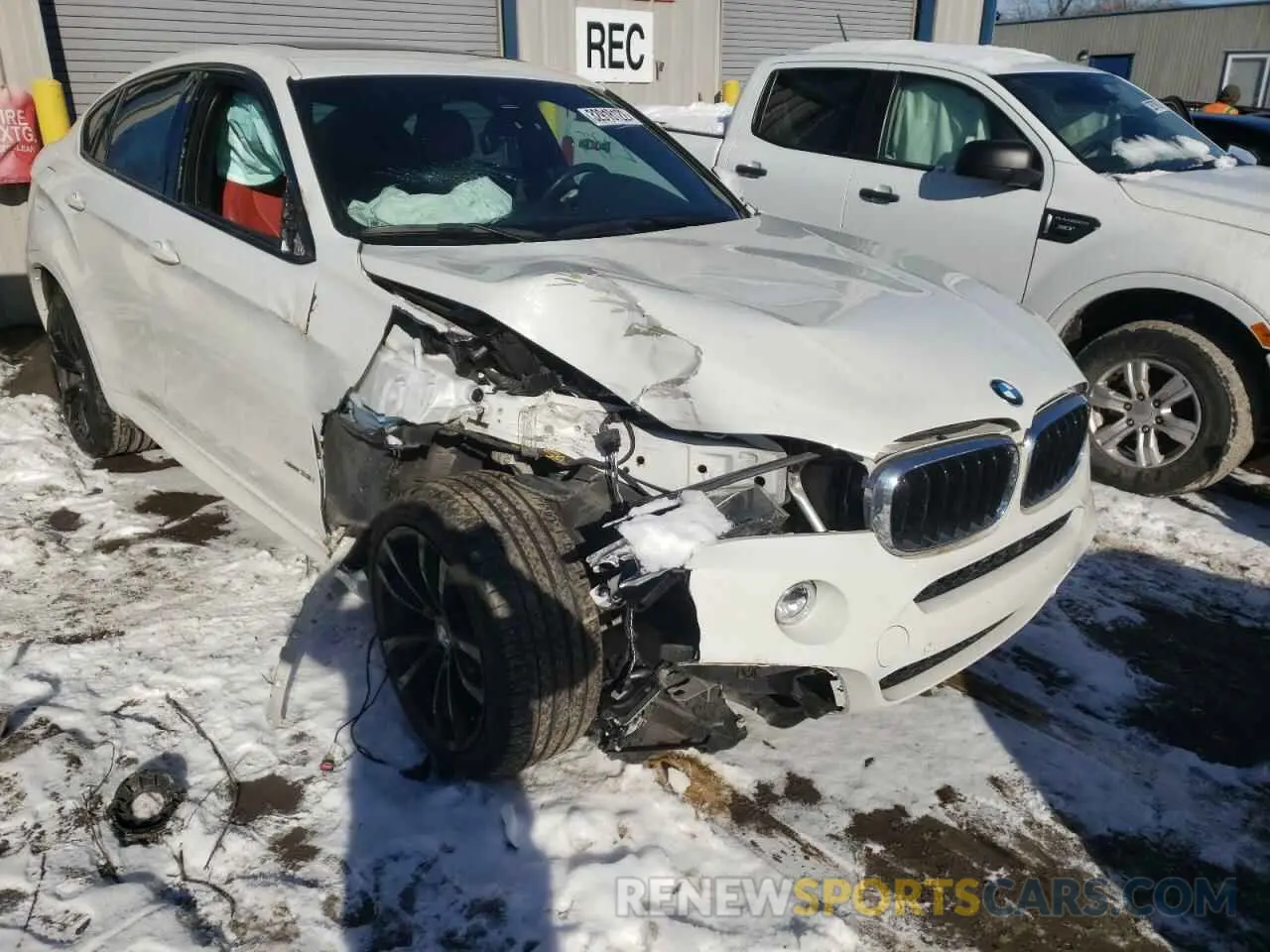 1 Photograph of a damaged car 5UXKU2C55K0Z65258 BMW X6 2019