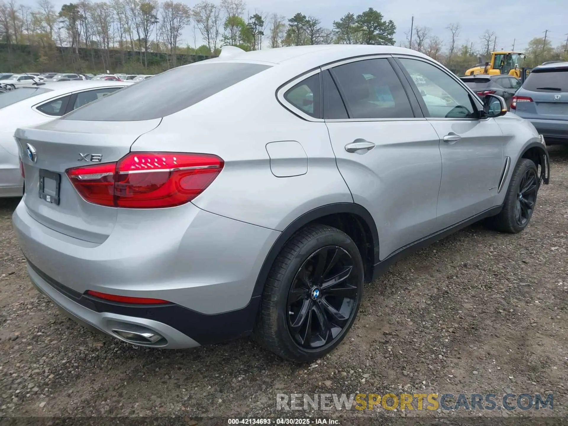 4 Photograph of a damaged car 5UXKU2C55K0Z65745 BMW X6 2019