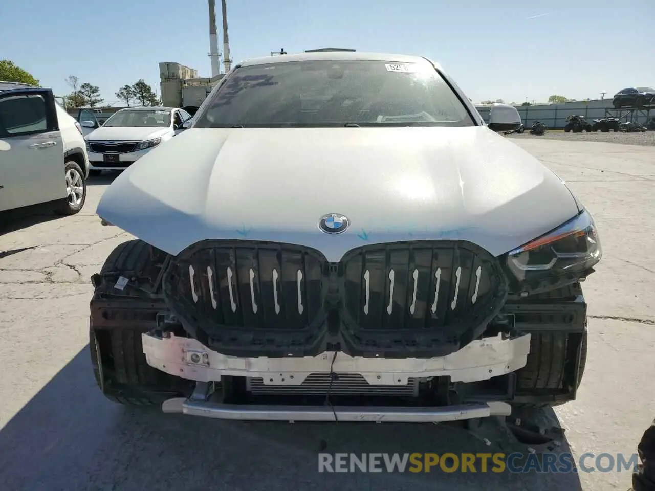 5 Photograph of a damaged car 5UXCY6C00L9D45082 BMW X6 2020