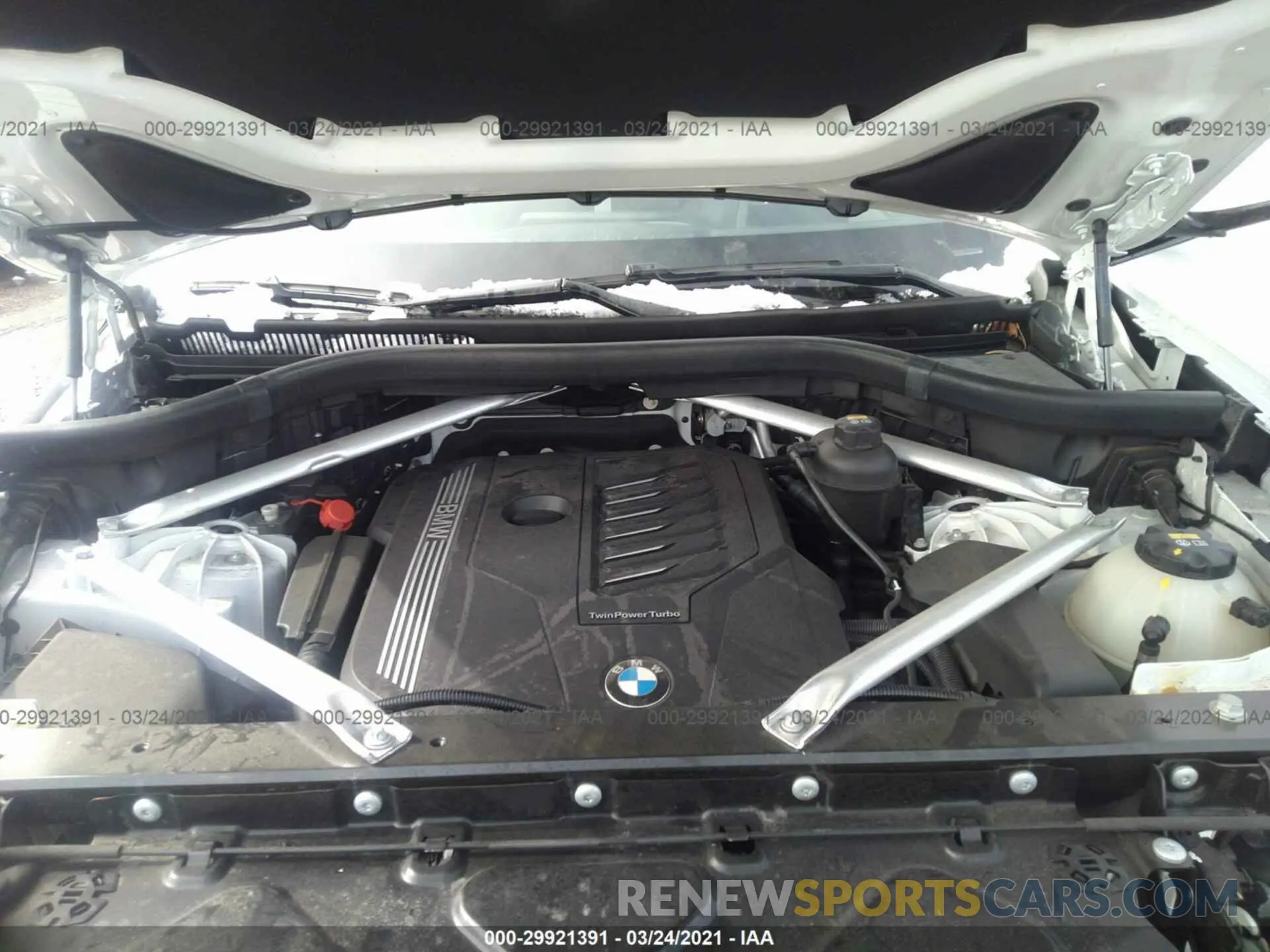 10 Photograph of a damaged car 5UXCY6C04L9C93732 BMW X6 2020