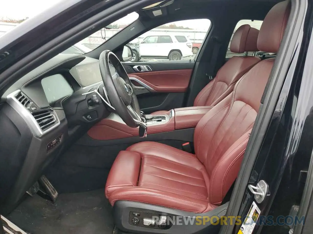 7 Фотография поврежденного автомобиля 5UXCY6C06L9B96273 BMW X6 2020