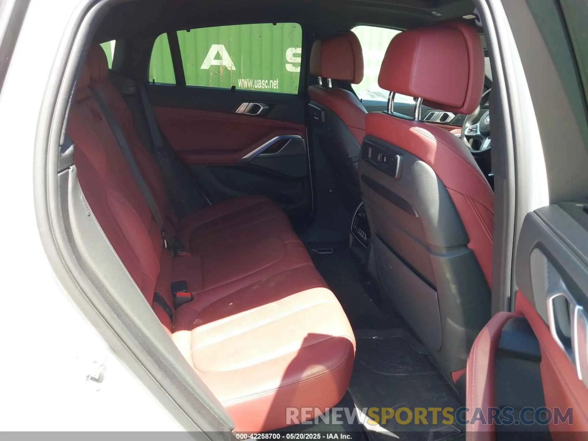 8 Фотография поврежденного автомобиля 5UXCY6C08L9B42179 BMW X6 2020