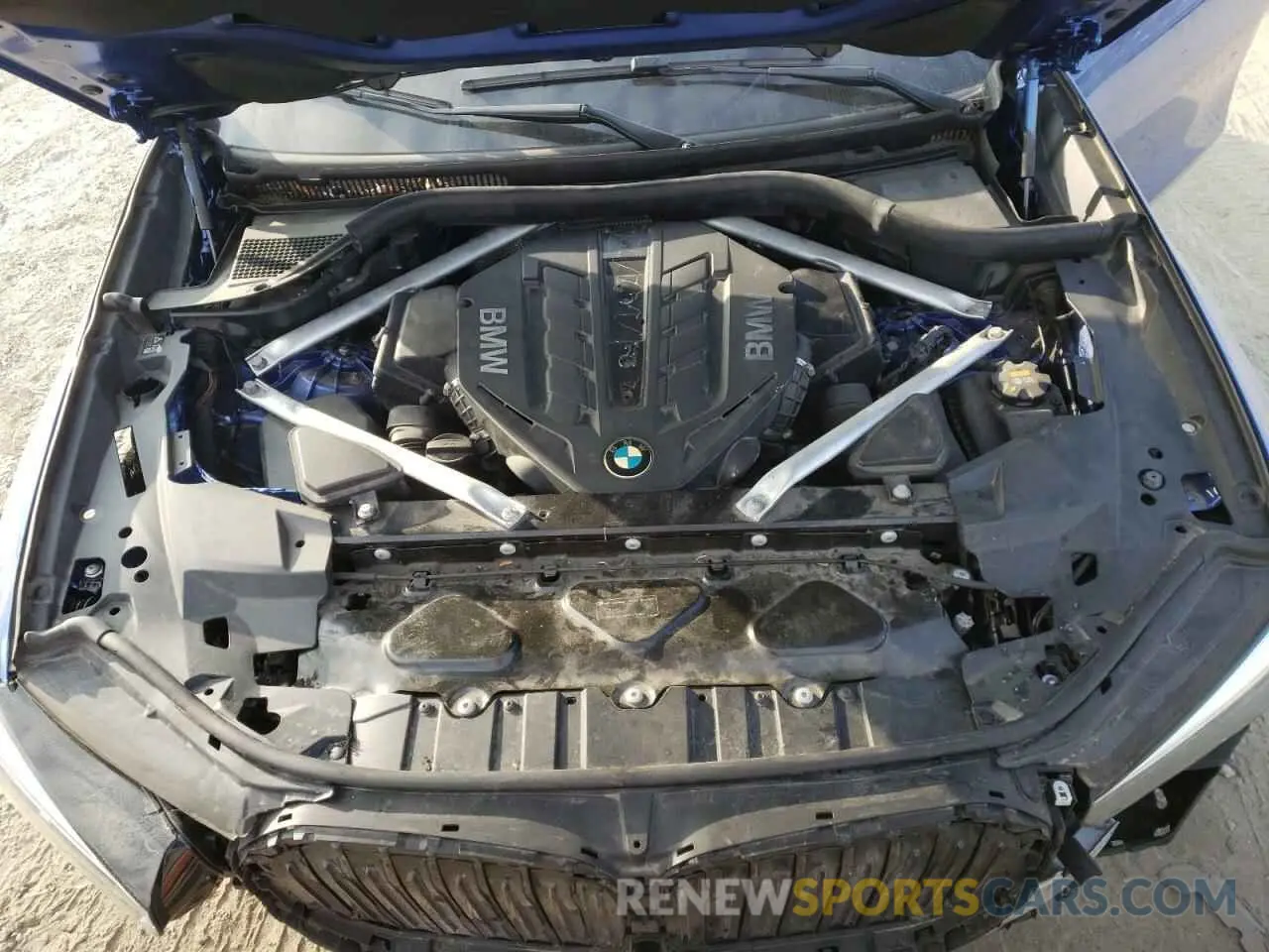 7 Photograph of a damaged car 5UXCY8C00L9B24285 BMW X6 2020