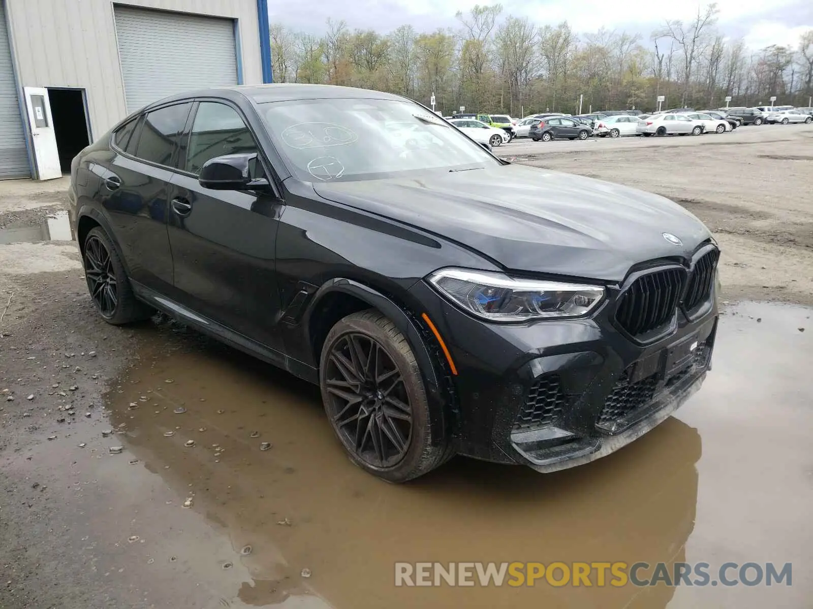 1 Photograph of a damaged car 5YMCY0C06L9D48199 BMW X6 2020
