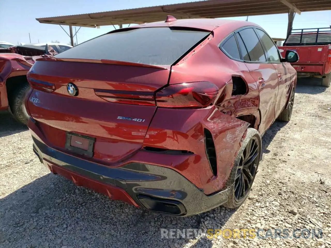 4 Photograph of a damaged car 5UXCY4C03M9D88370 BMW X6 2021