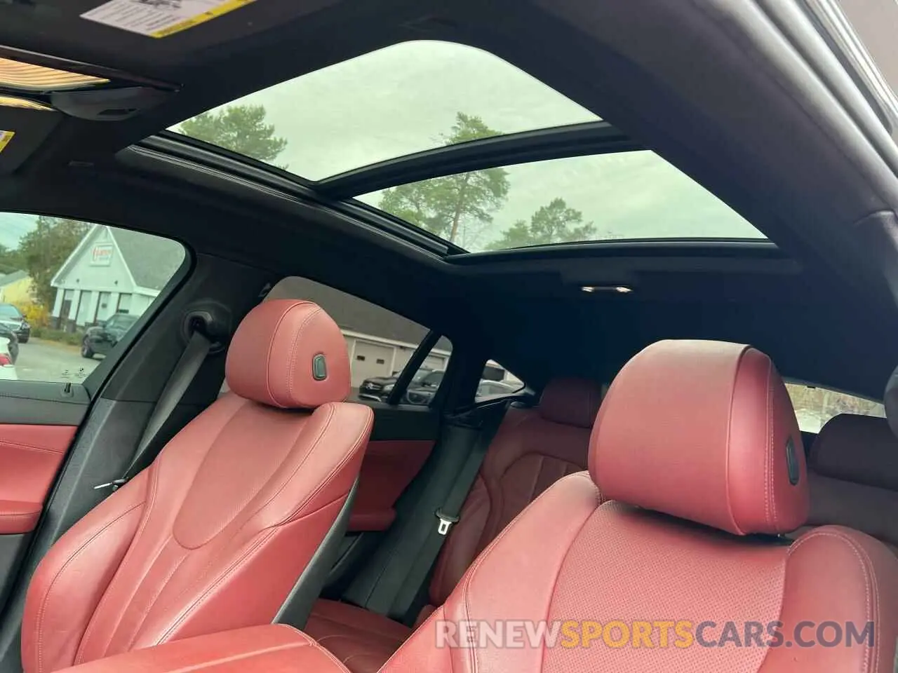 10 Фотография поврежденного автомобиля 5UXCY4C05M9H19479 BMW X6 2021
