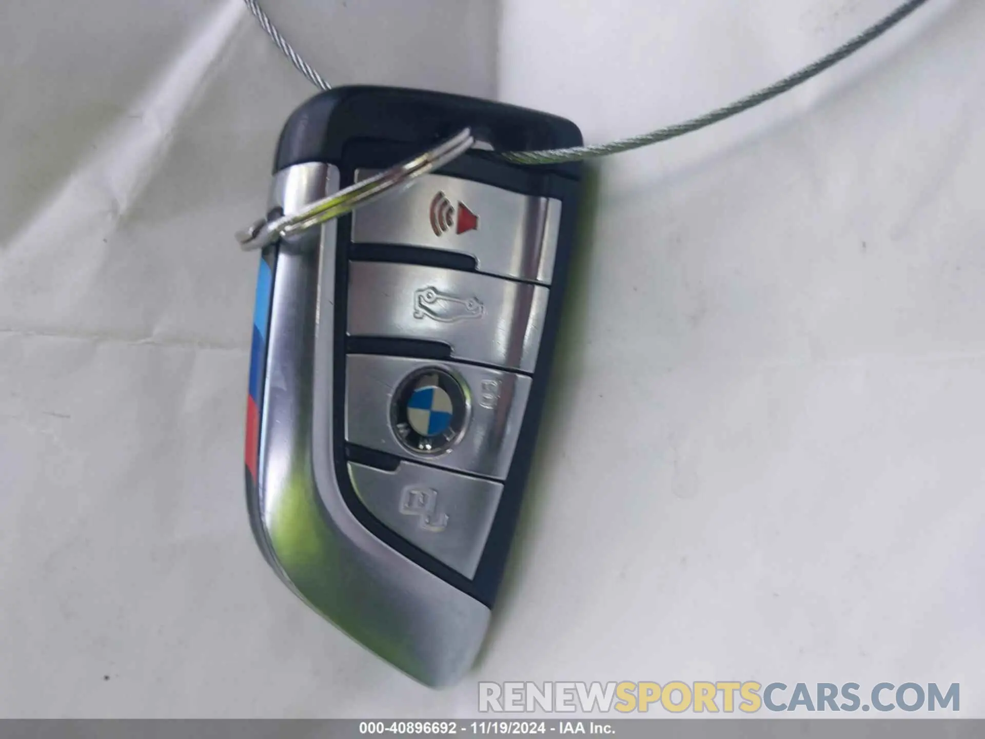11 Photograph of a damaged car 5UXCY4C08M9F88208 BMW X6 2021