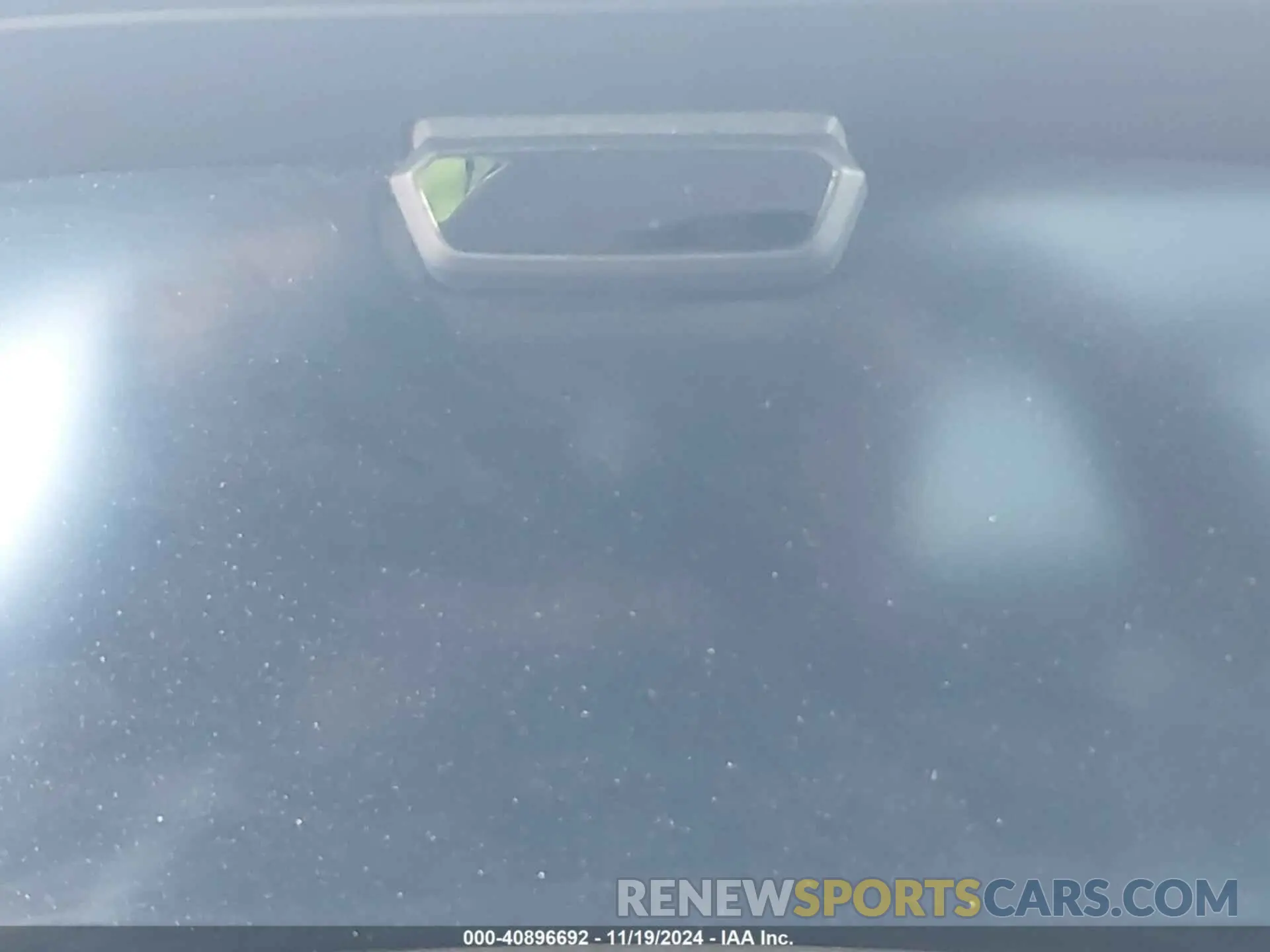 15 Photograph of a damaged car 5UXCY4C08M9F88208 BMW X6 2021