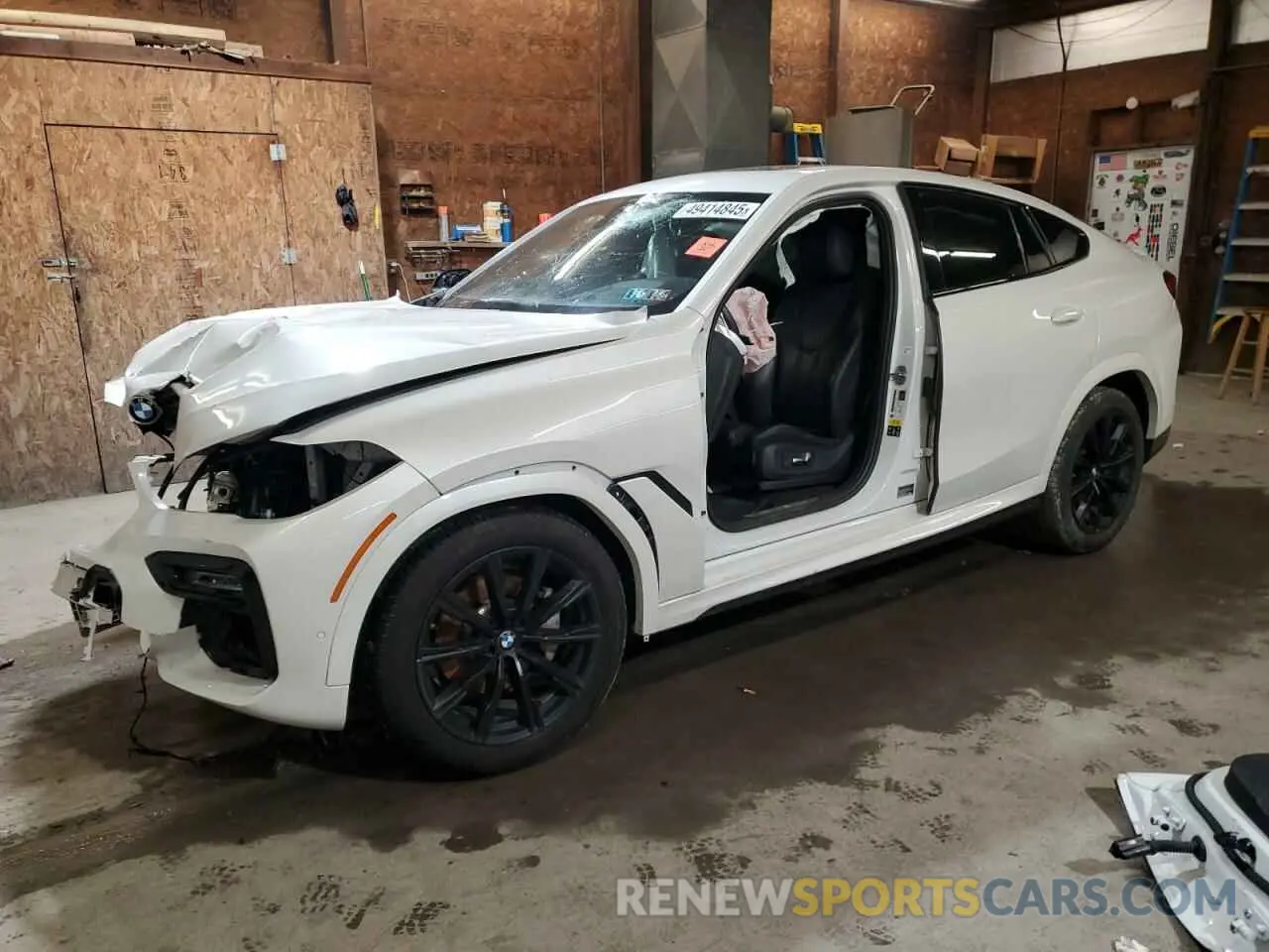 1 Фотография поврежденного автомобиля 5UXCY6C00M9F16608 BMW X6 2021