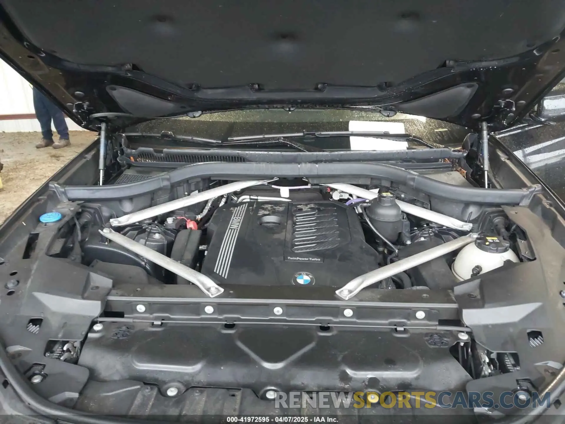 10 Фотография поврежденного автомобиля 5UXCY6C01M9F60021 BMW X6 2021