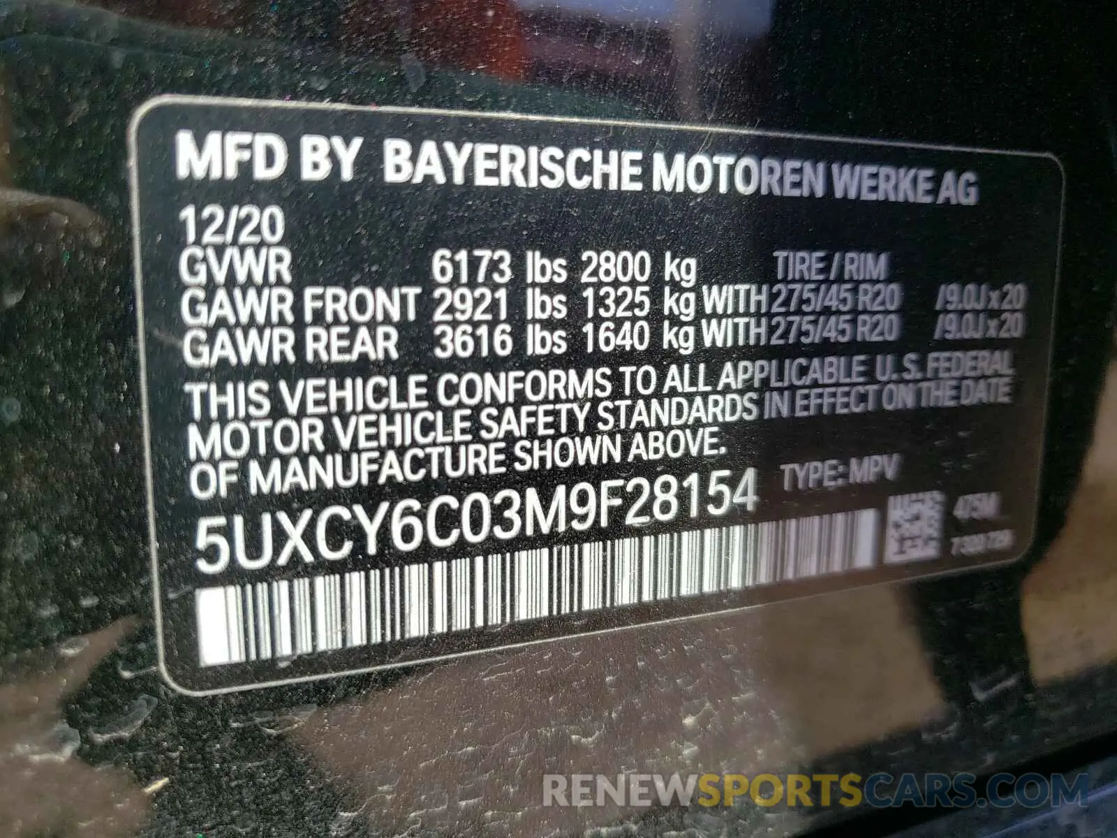 10 Photograph of a damaged car 5UXCY6C03M9F28154 BMW X6 2021