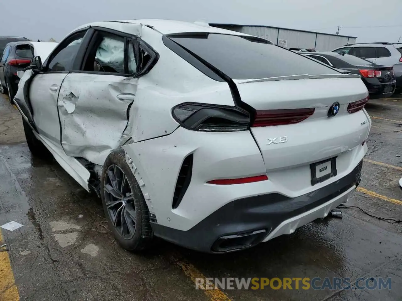 3 Фотография поврежденного автомобиля 5UXCY6C07M9H72289 BMW X6 2021