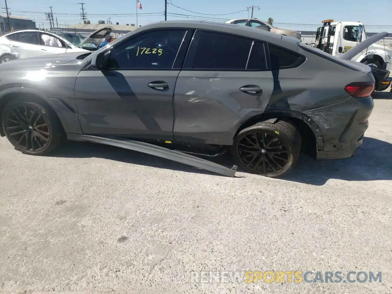 9 Photograph of a damaged car 5UXCY8C02M9F65546 BMW X6 2021