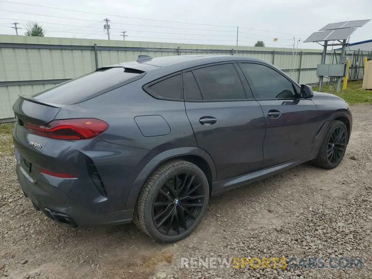 3 Photograph of a damaged car 5UXCY8C04M9D98591 BMW X6 2021