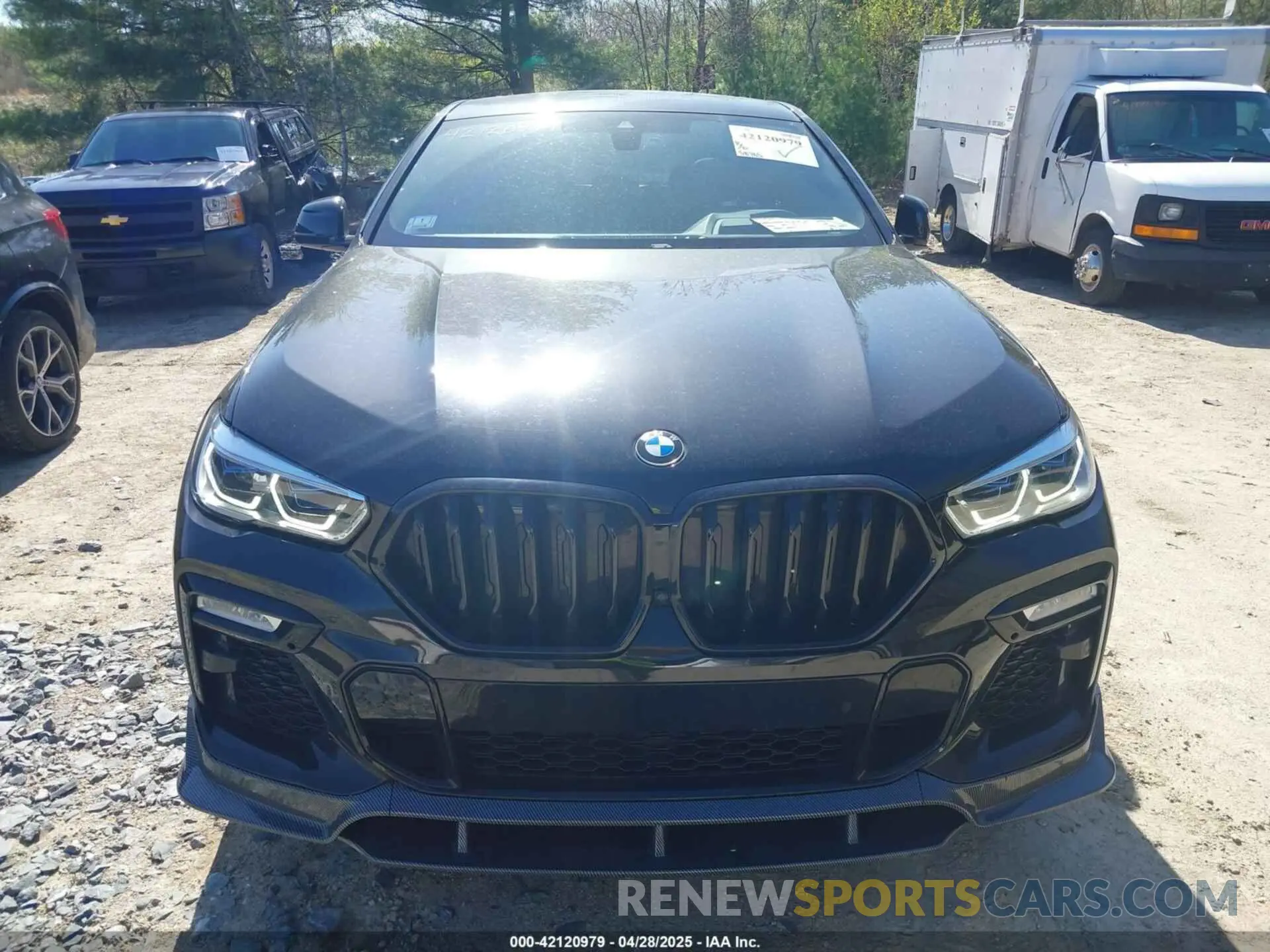 12 Фотография поврежденного автомобиля 5UXCY8C08M9E32340 BMW X6 2021